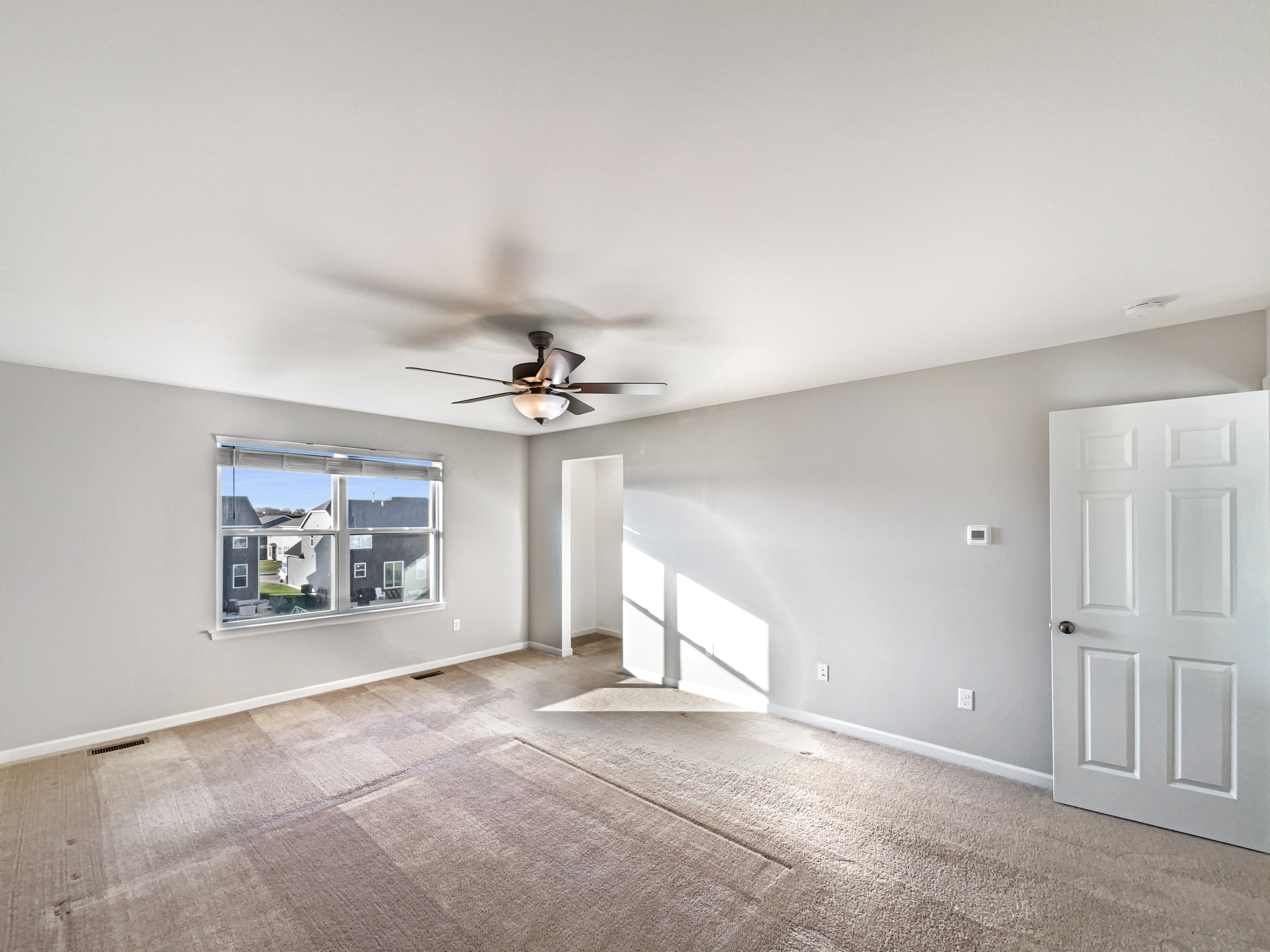 Photo 15 of 23 of 1561 Misty River Dr, Saint Paul, MO