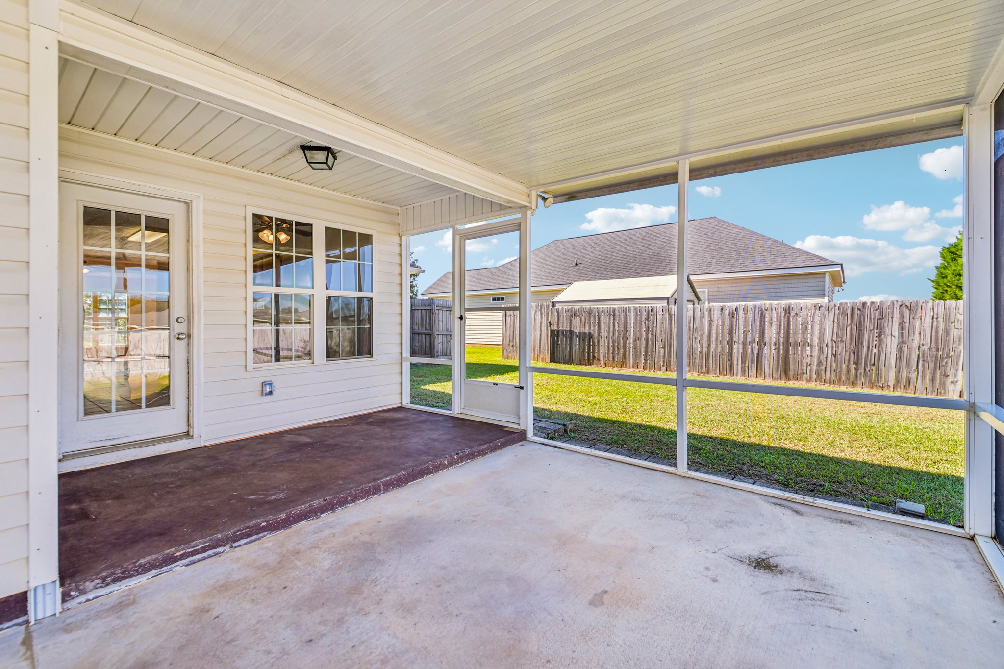 Photo 22 of 25 of 902 Haverhill Cir, Warner Robins, GA