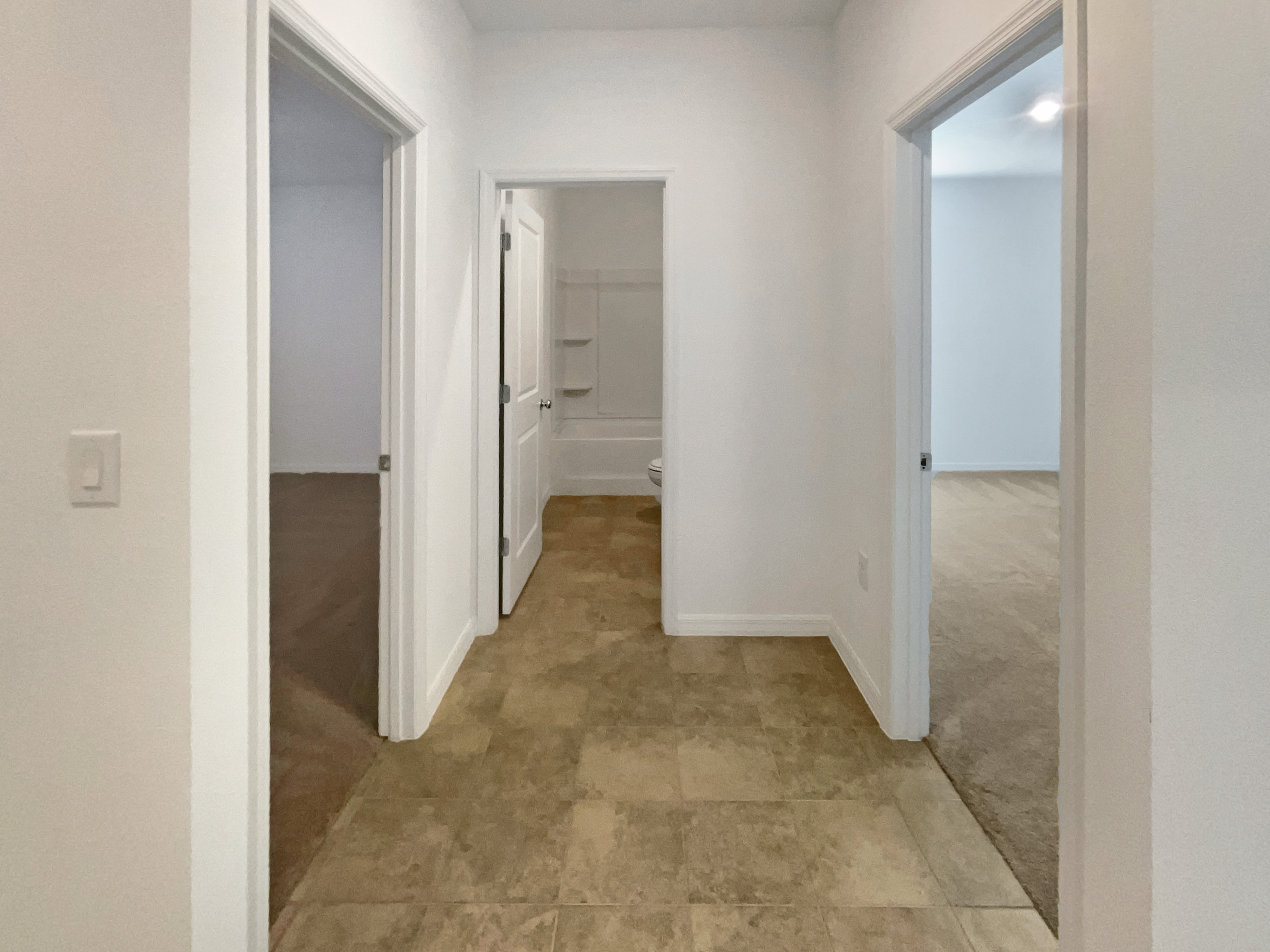 Photo 8 of 22 of 8513 Lilias Cir, Jacksonville, FL