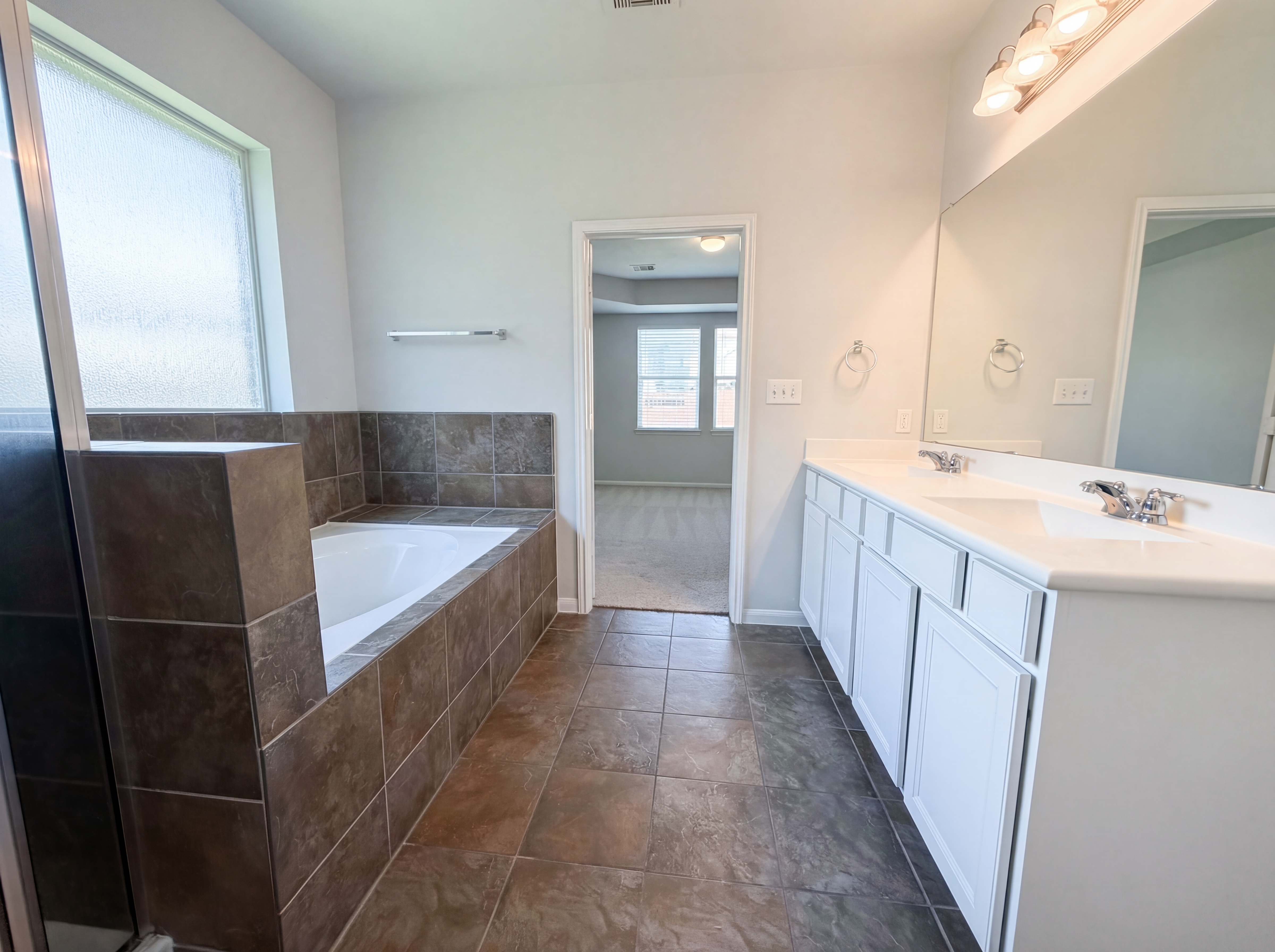 Photo 6 of 24 of 26306 Fox Ridge Ln, Katy, TX