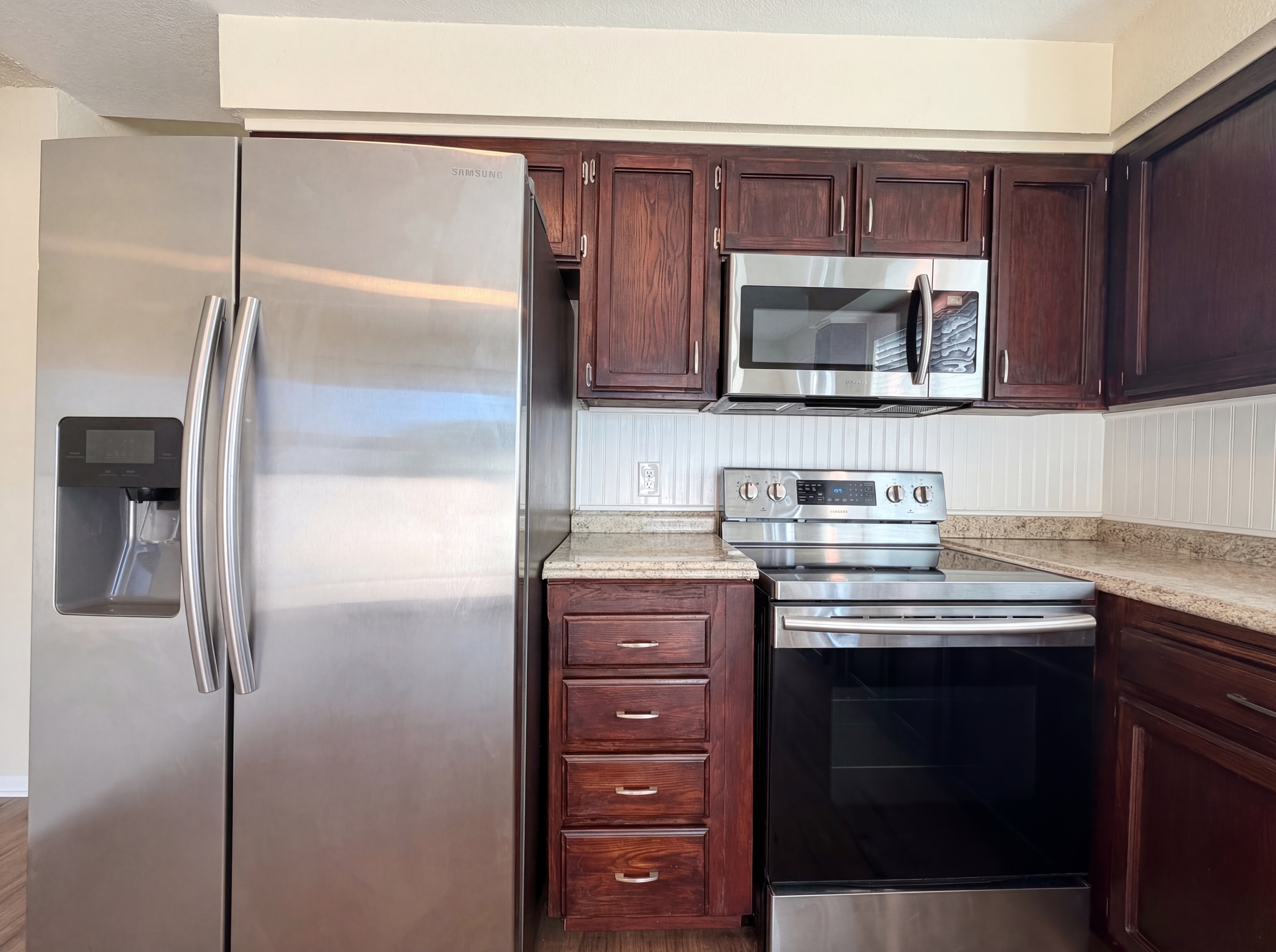Photo 2 of 21 of 14719 Sandy Ridge Rd, Lake Hughes, CA