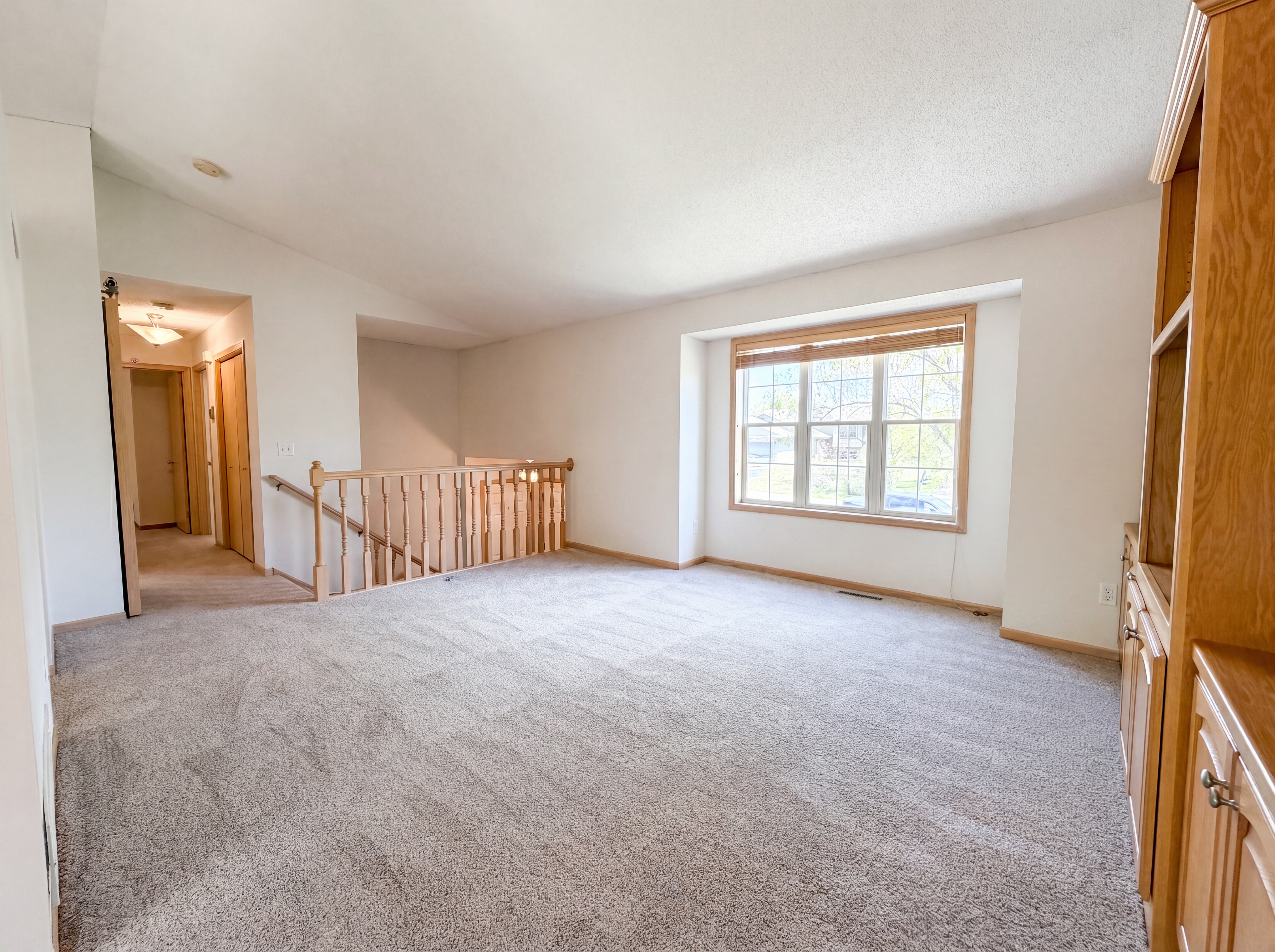 Photo 9 of 20 of 14734 Yosemite Ave S, Savage, MN