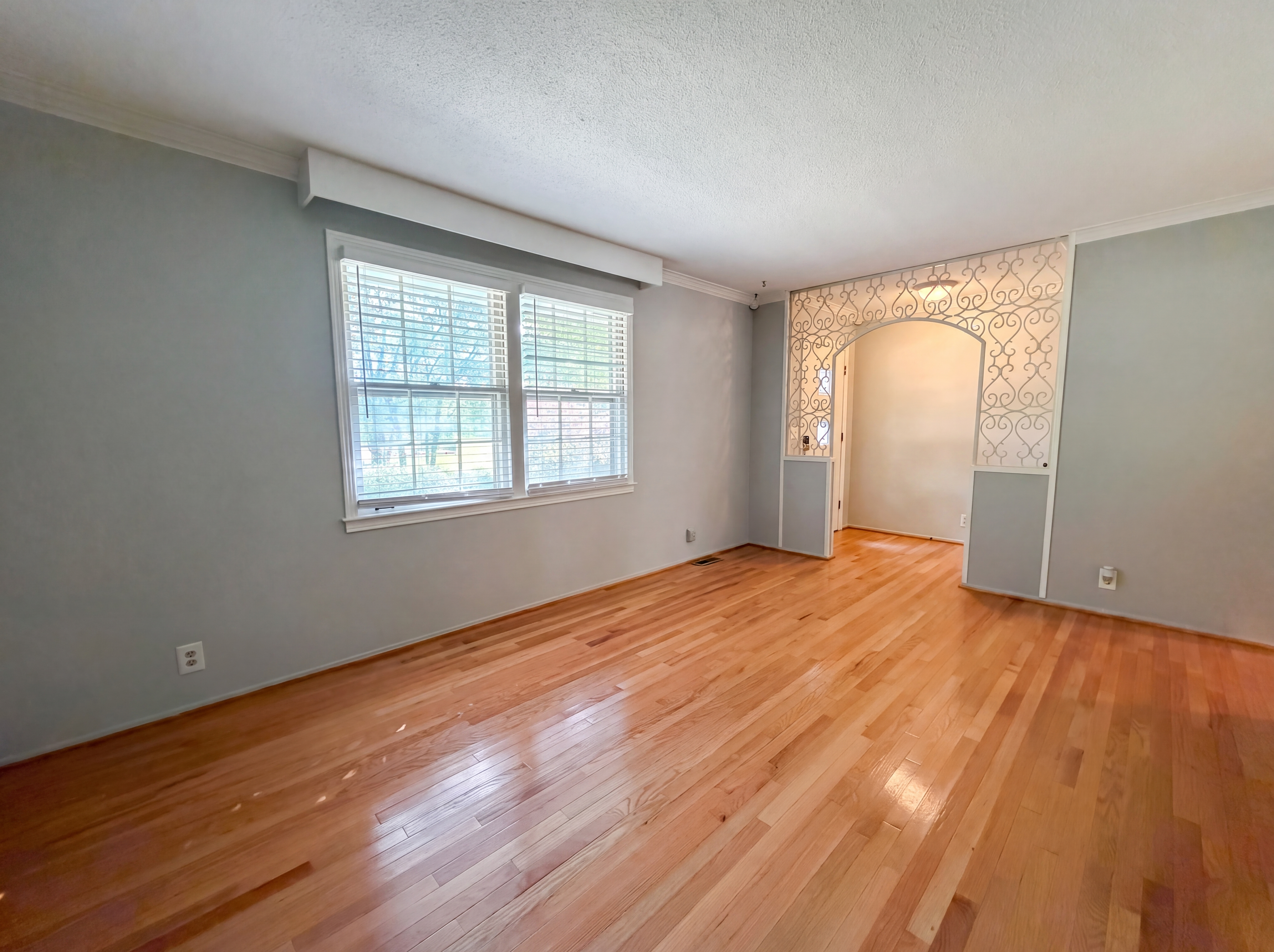 Photo 3 of 16 of 221 Sterry Ct, Antioch, TN