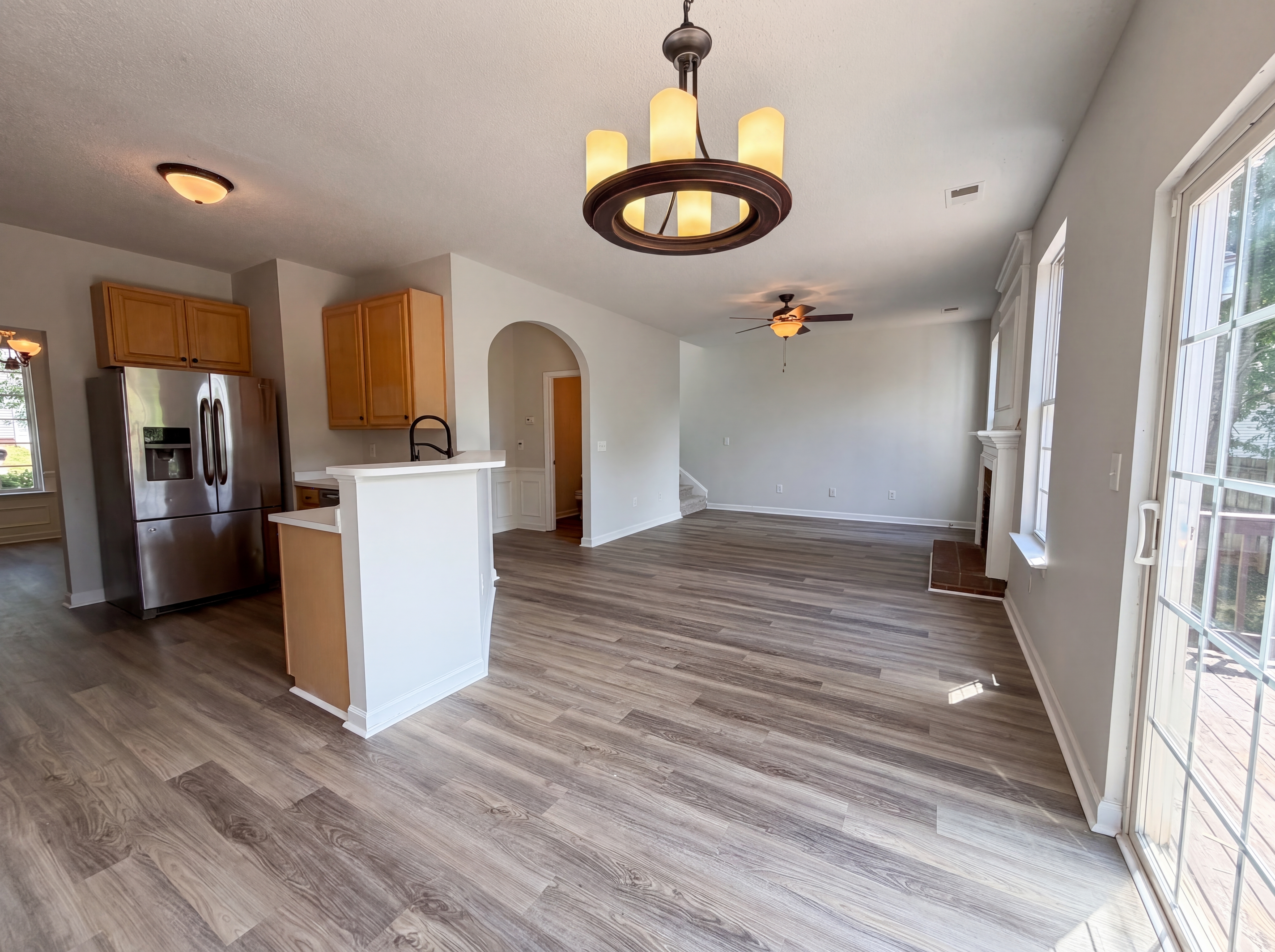 Photo 6 of 26 of 9 Bluff Ridge Ct, Greenville, SC