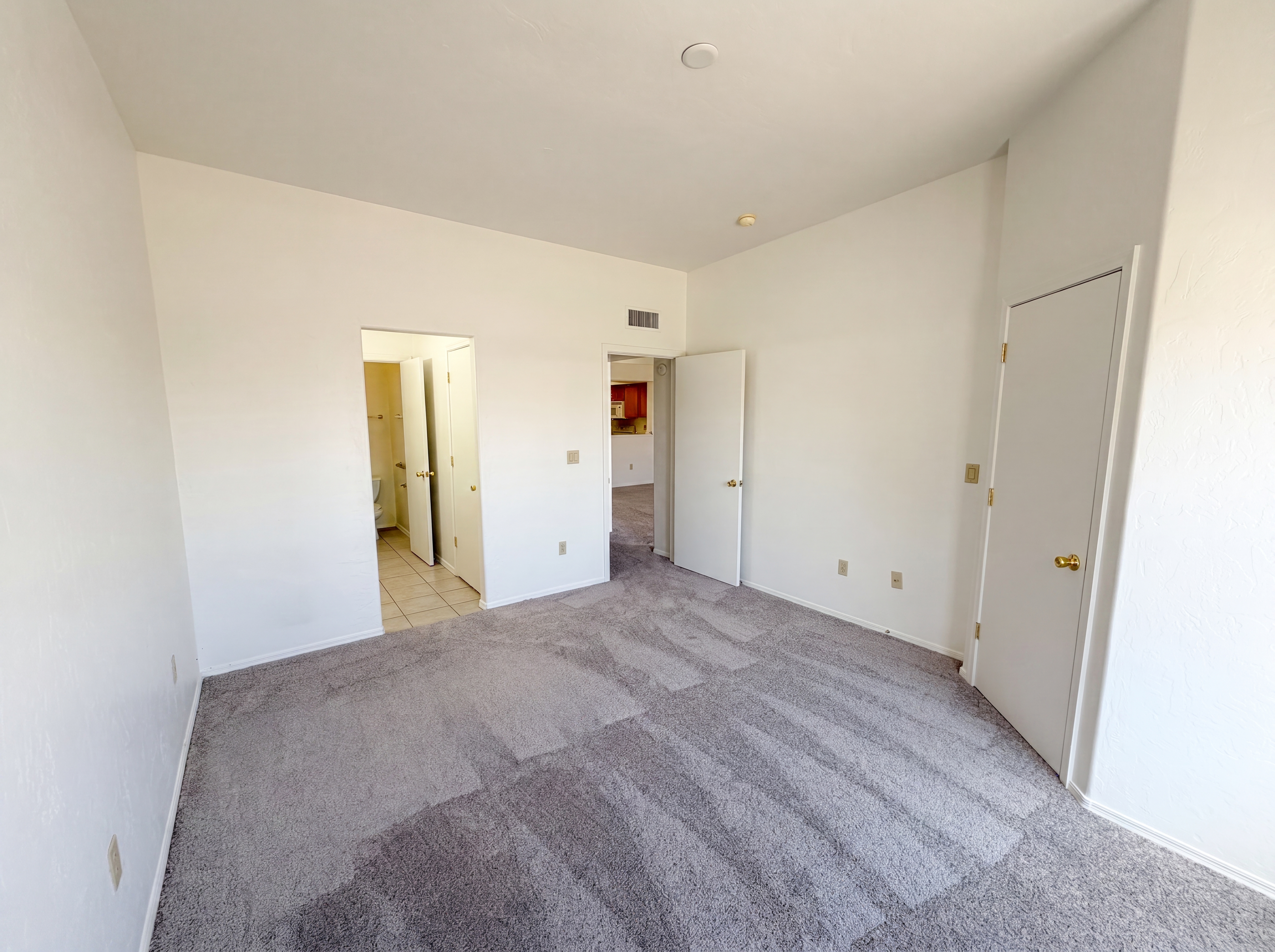 Photo 7 of 18 of 7855 E Roget Dr, Tucson, AZ