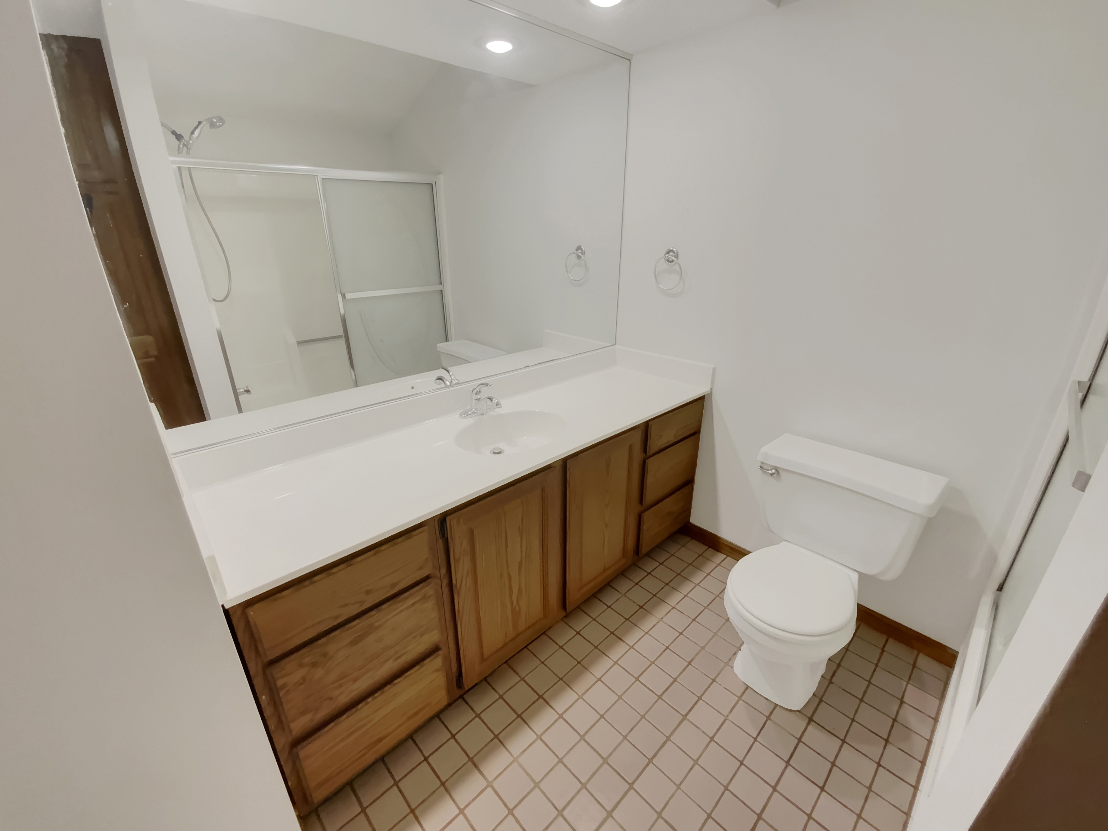 Photo 9 of 21 of 6991 Edenvale Blvd, Eden Prairie, MN
