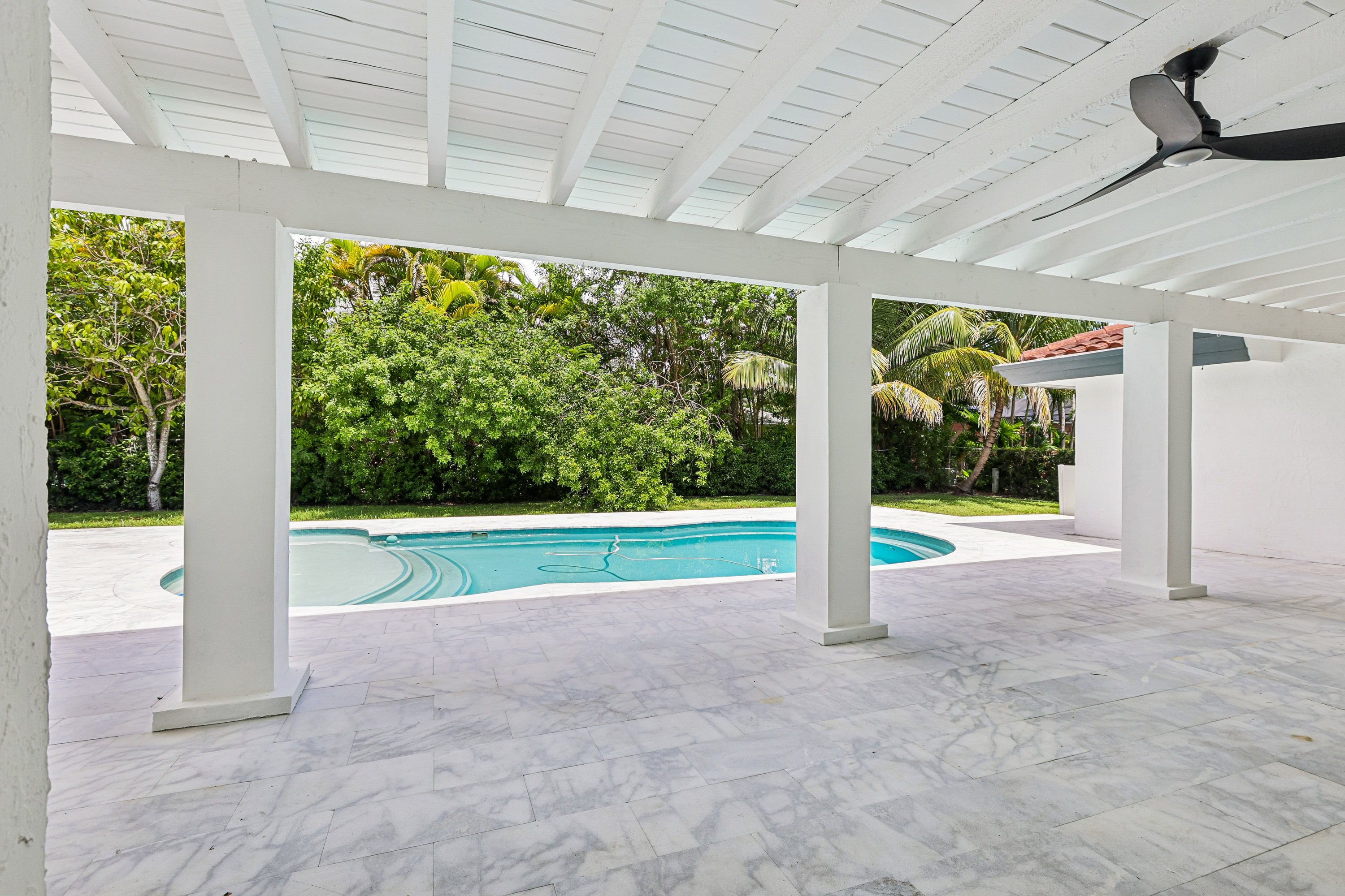 Photo 67 of 75 of 7745 SW 183rd Ter, Palmetto Bay, FL