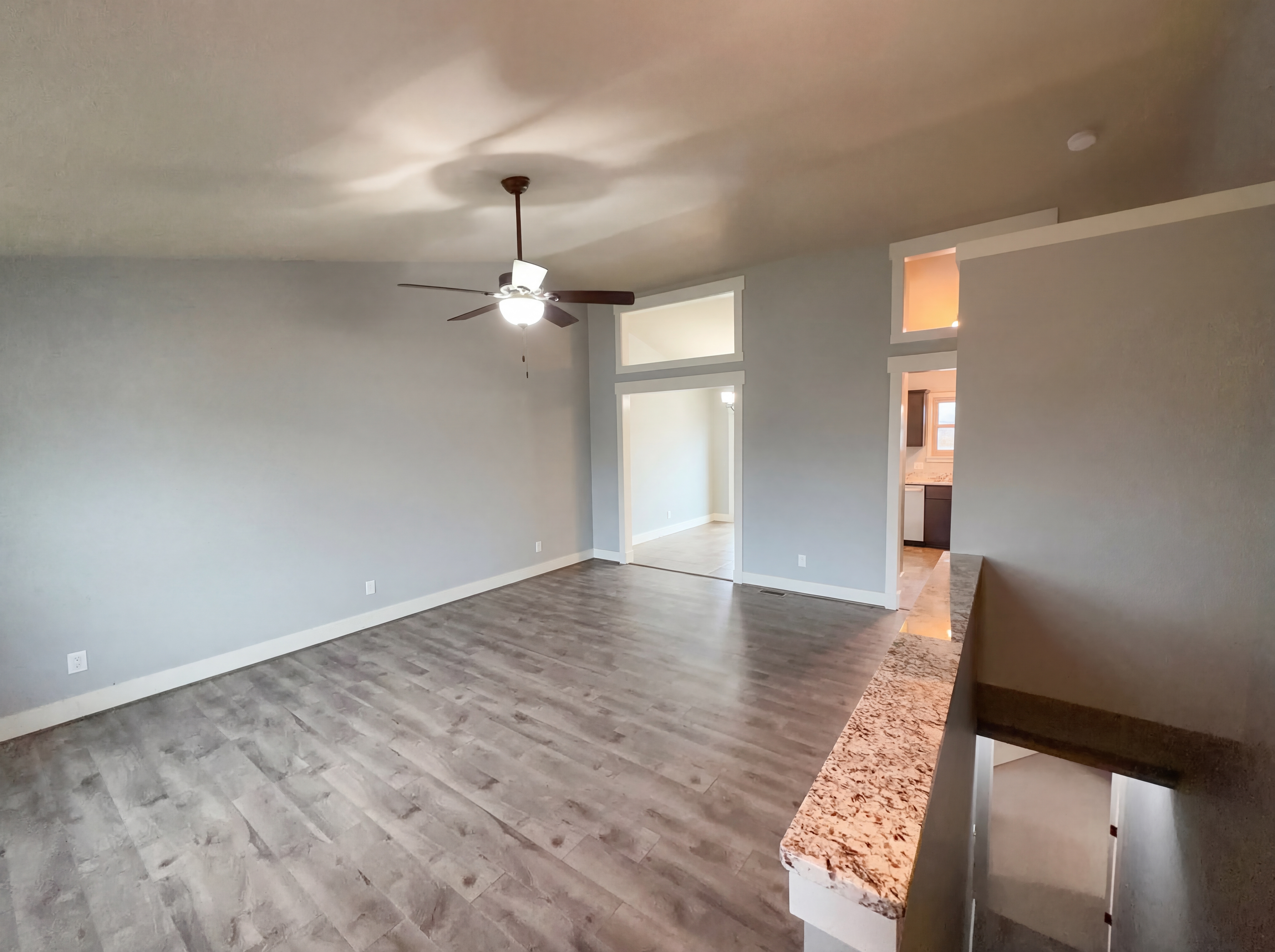 Photo 7 of 24 of 119 Albany Manor Dr, Wentzville, MO
