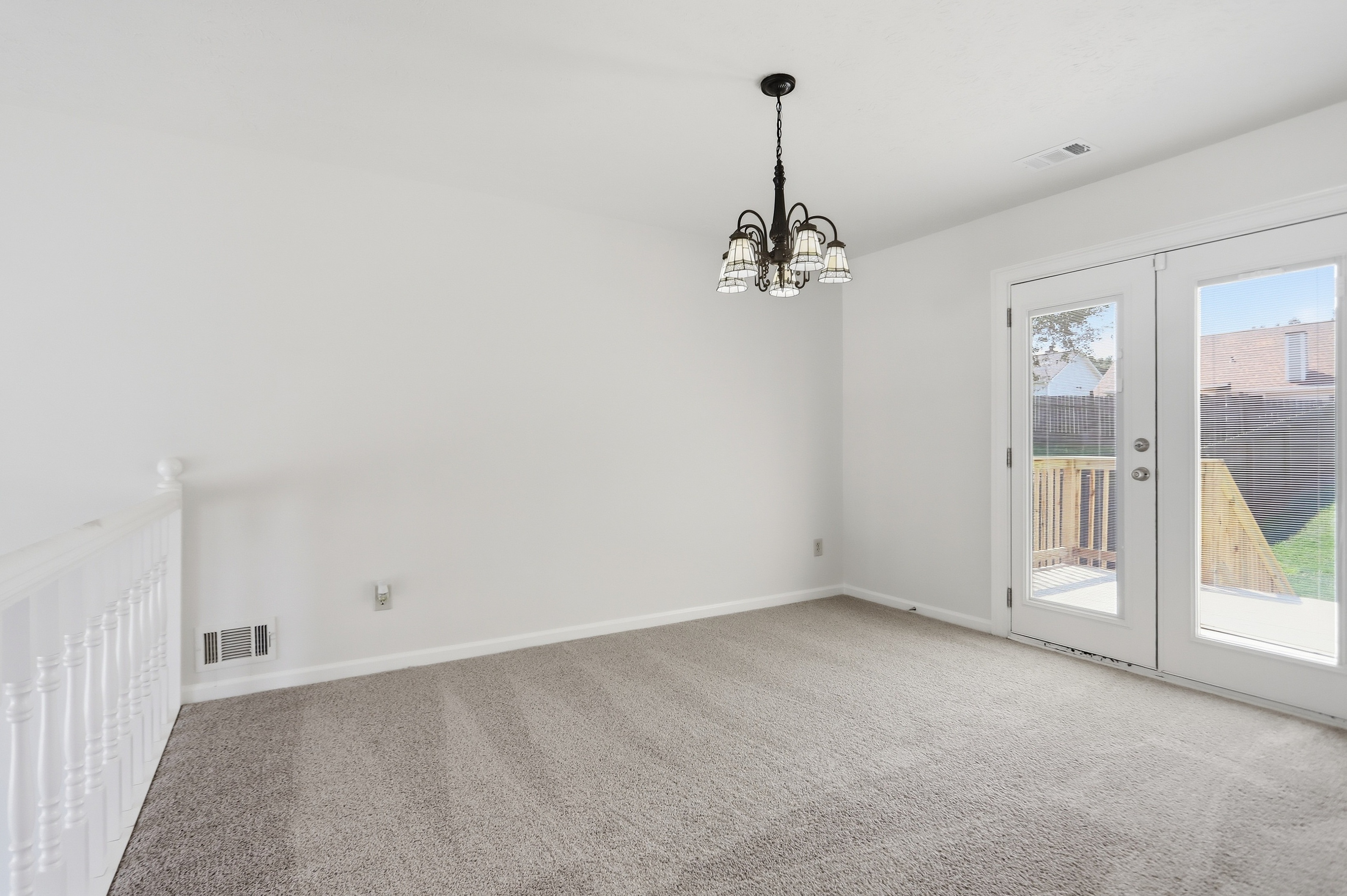 Photo 11 of 38 of 5430 Princeton Oaks Dr, Sugar Hill, GA