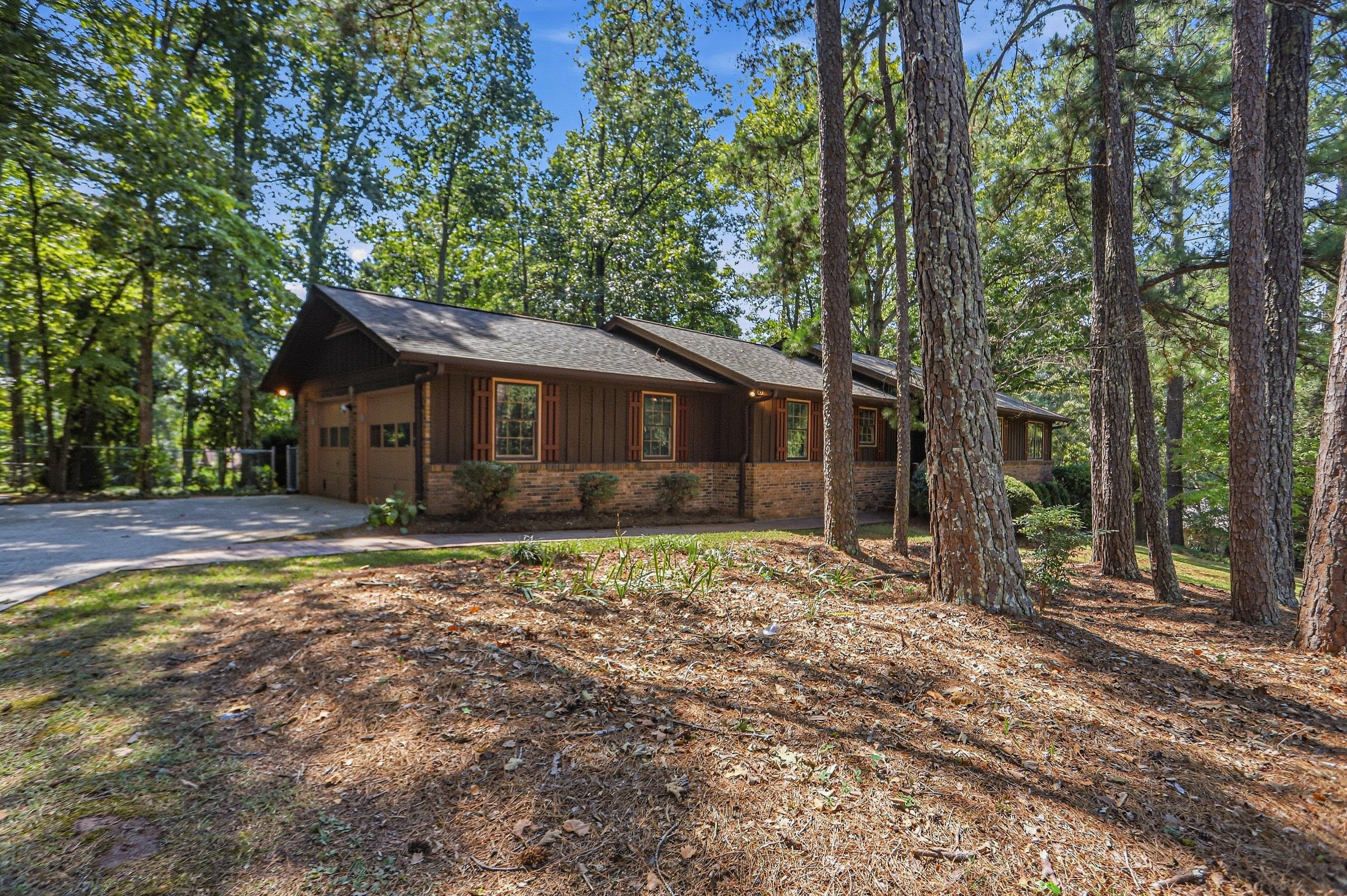 Photo 28 of 30 of 585 Buckeye Cir SE, Conyers, GA
