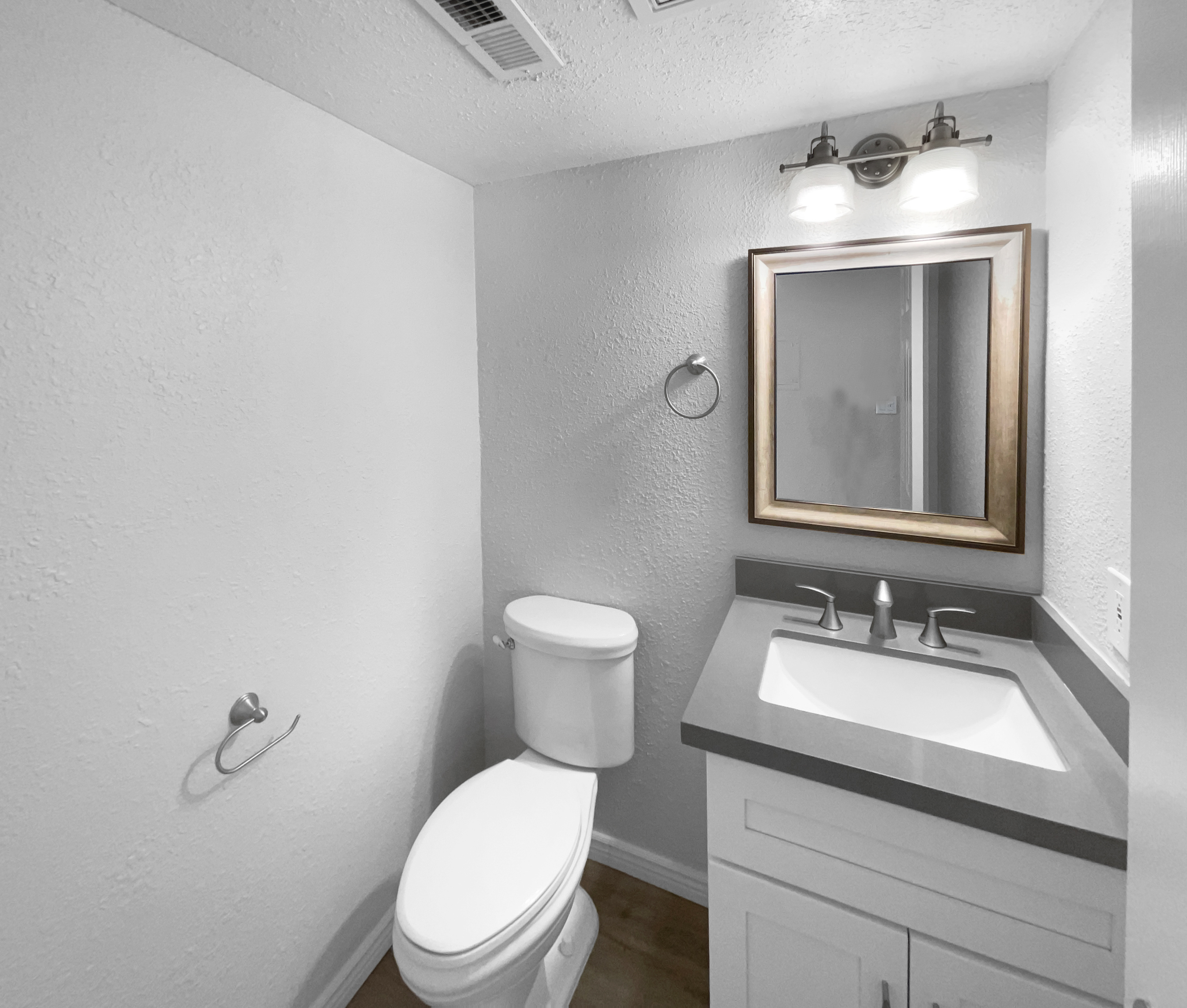 Photo 14 of 22 of 4925 N 73rd St, Scottsdale, AZ