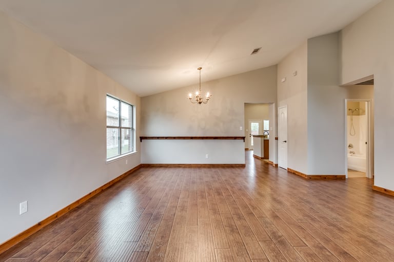 Photo 10 of 28 - 420 Ame Ln, Royse City, TX 75189