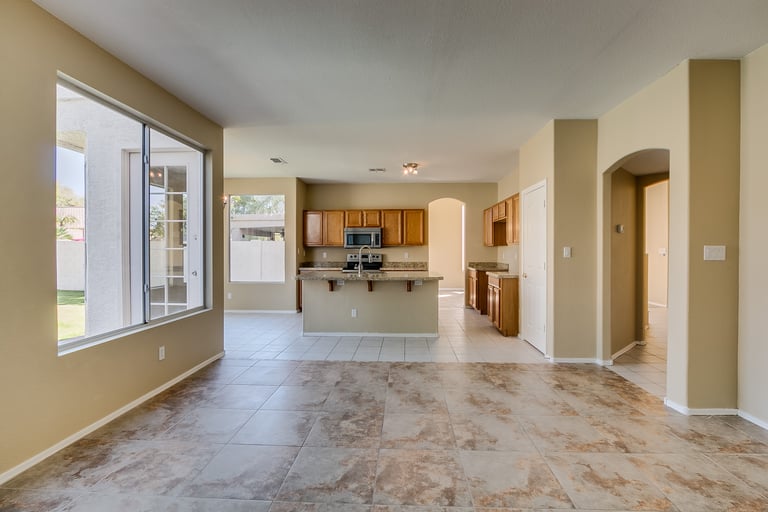 Photo 26 of 29 - 1026 E Hiddenview Dr, Phoenix, AZ 85048