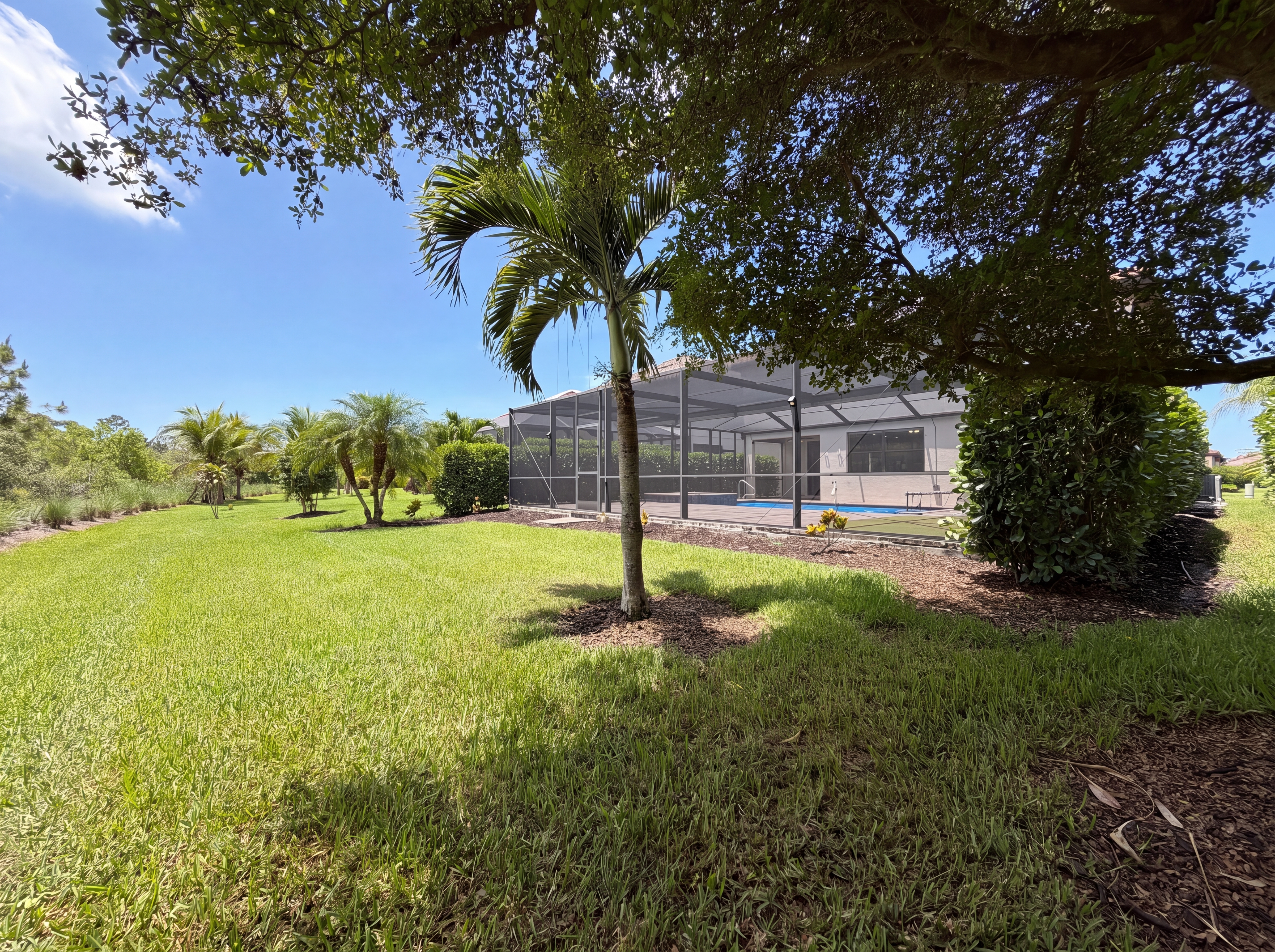 Photo 43 of 45 of 1588 Vizcaya Ln, Naples, FL