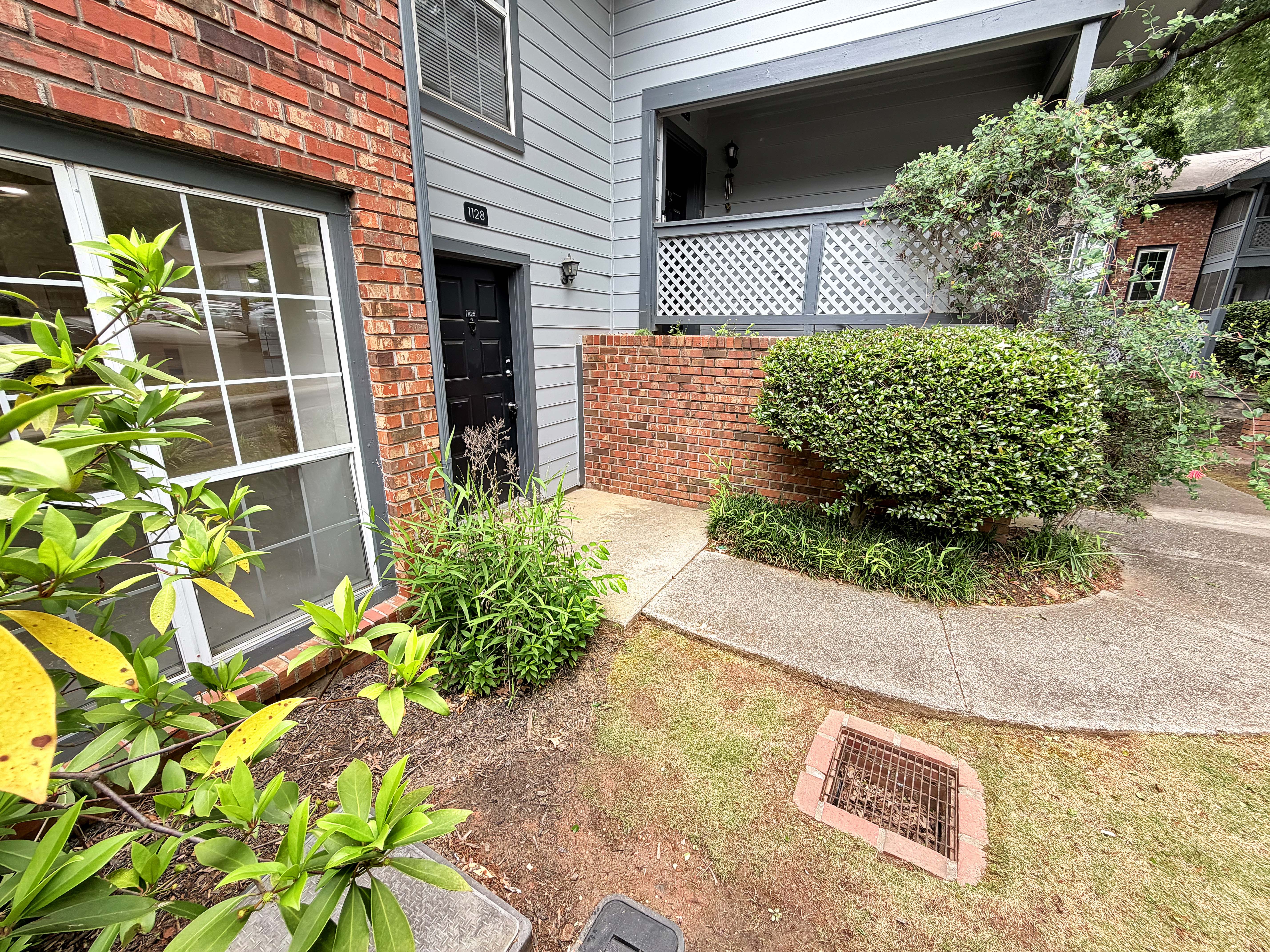 Photo 24 of 25 of 1128 Weatherstone Dr NE, Atlanta, GA