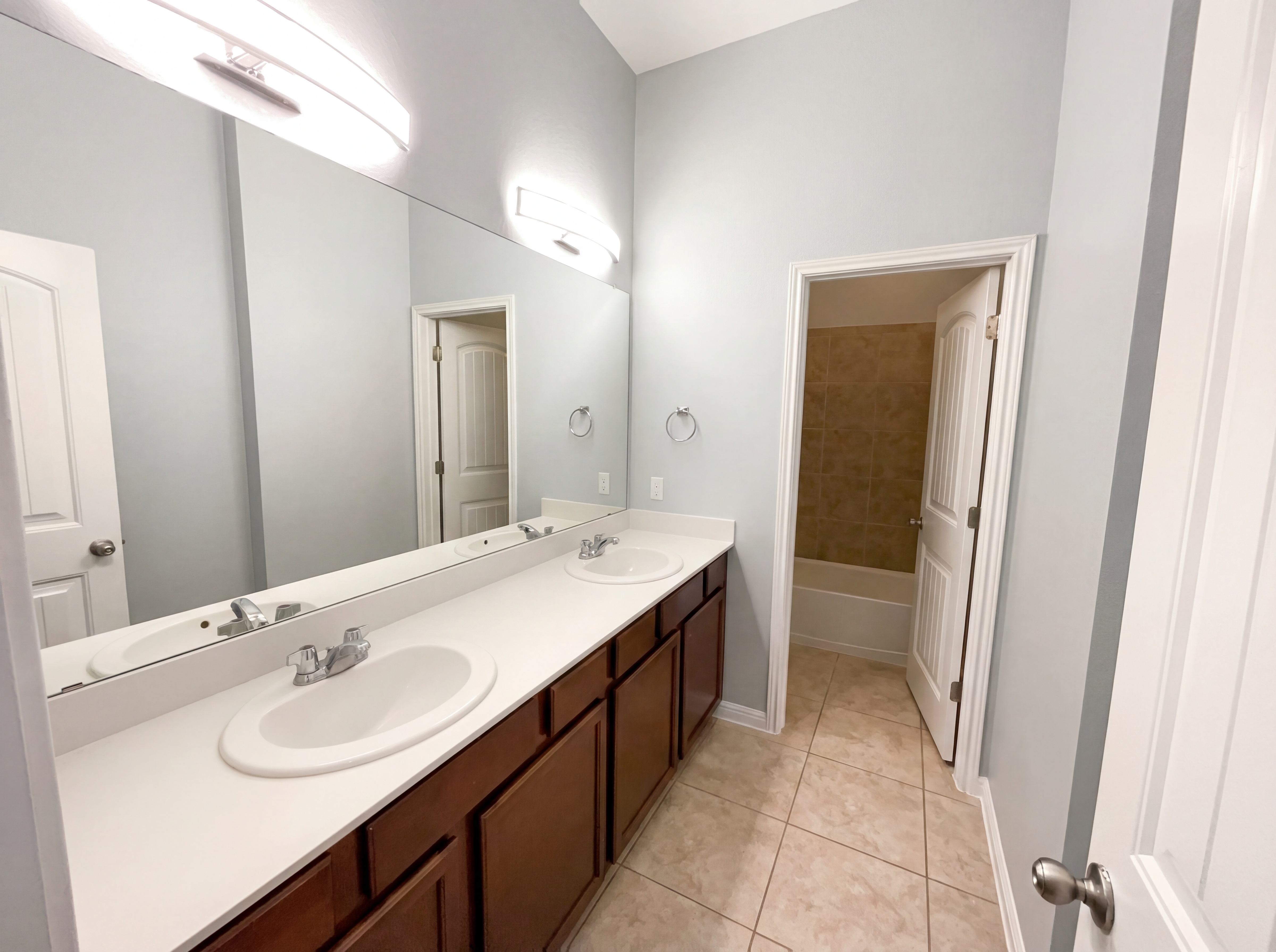 Photo 6 of 19 of 19300 Elk Horn Dr, Pflugerville, TX