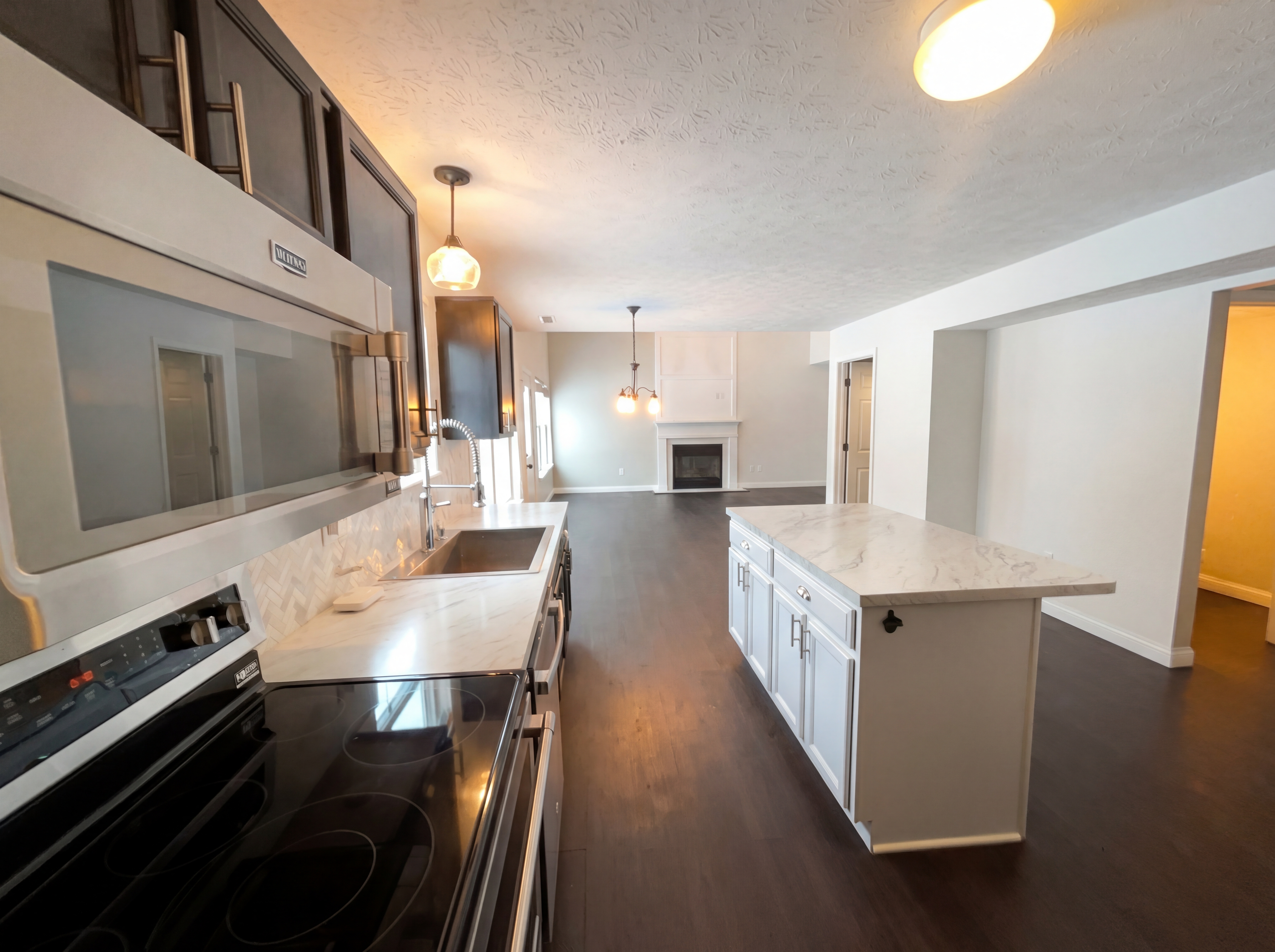 Photo 8 of 20 of 5259 Baysdon Cir, Indianapolis, IN