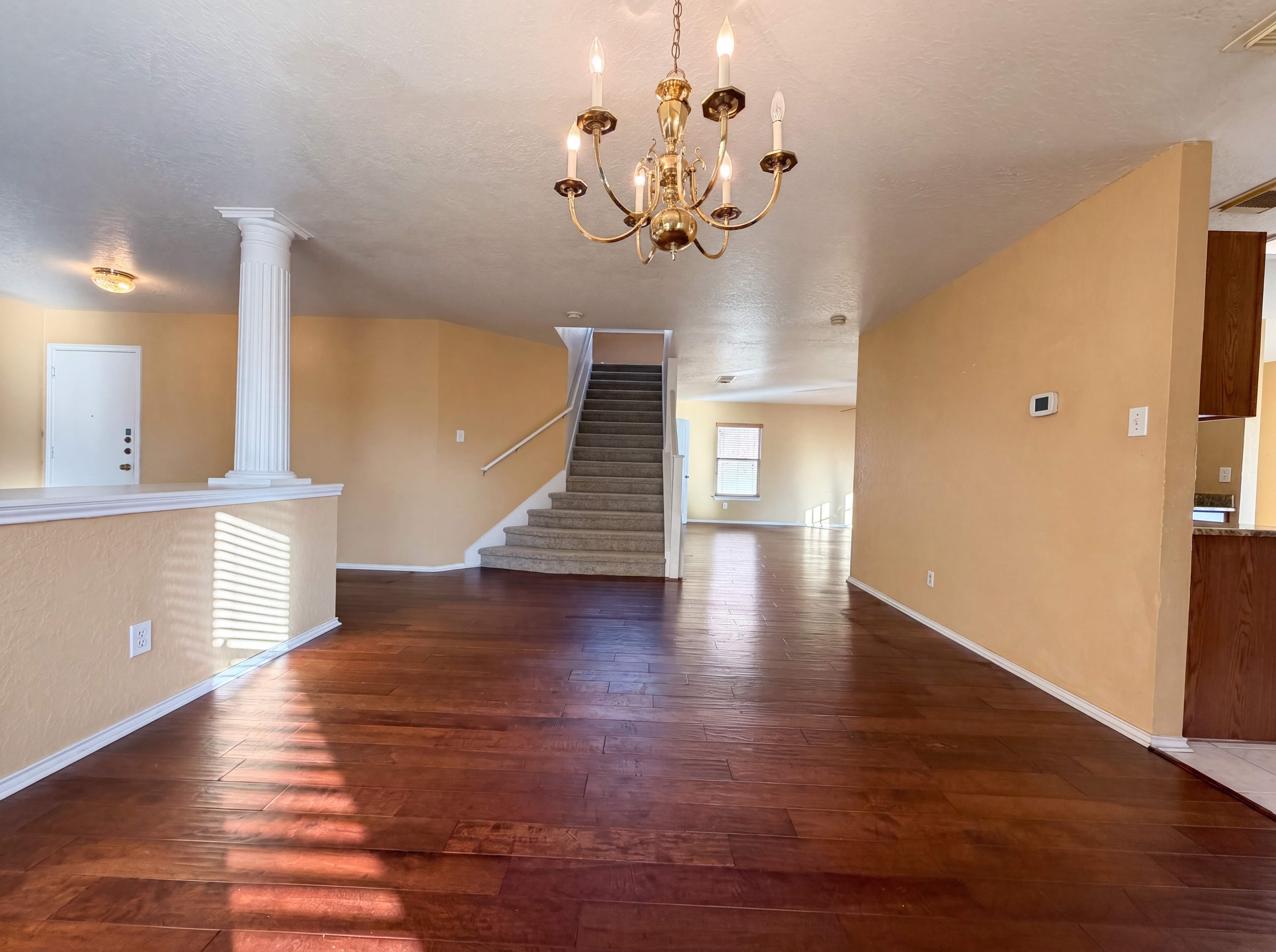 Photo 7 of 19 of 121 Springtree Fld, Cibolo, TX