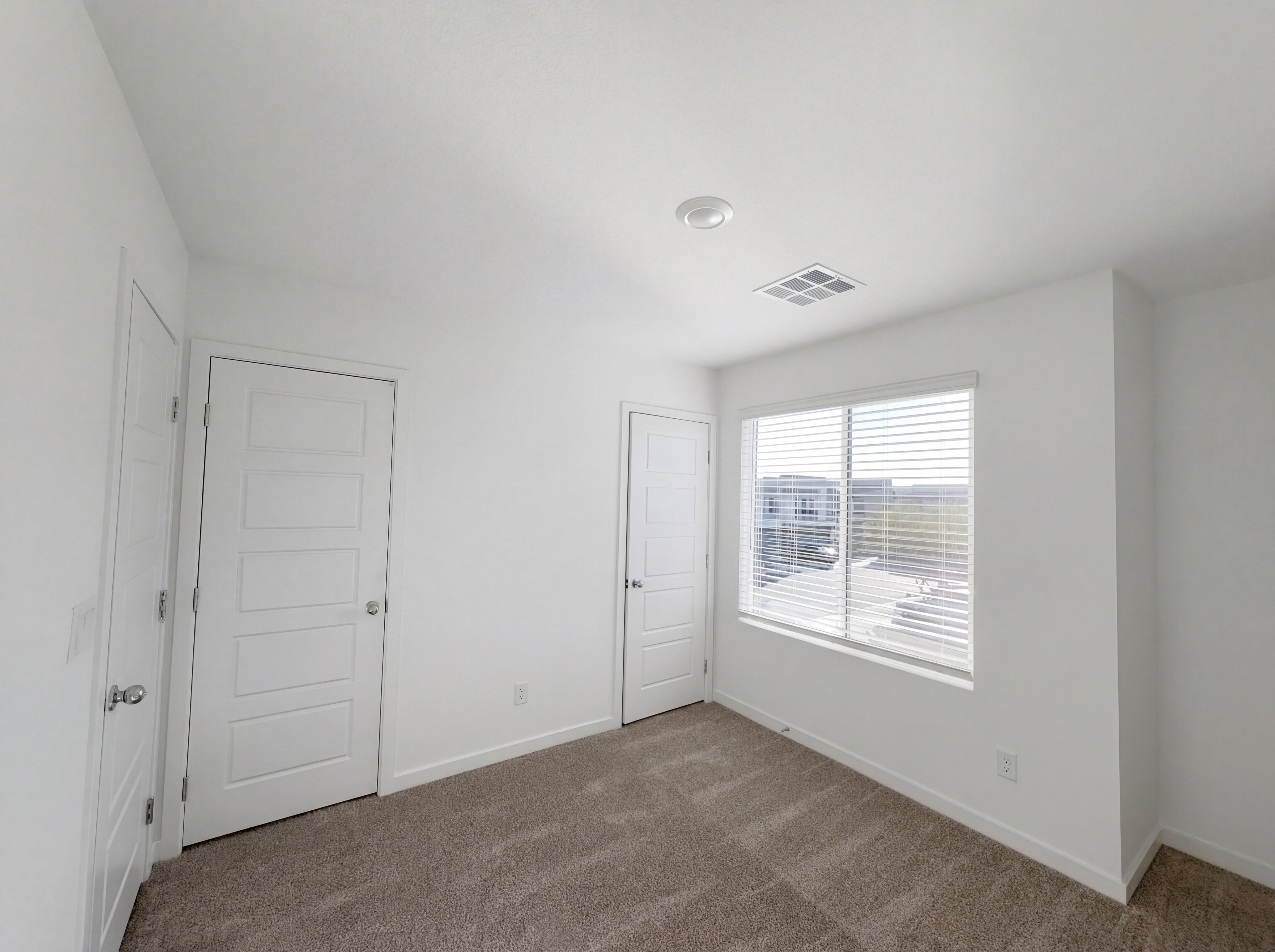 Photo 14 of 19 of 4234 Vivenda St, Las Vegas, NV