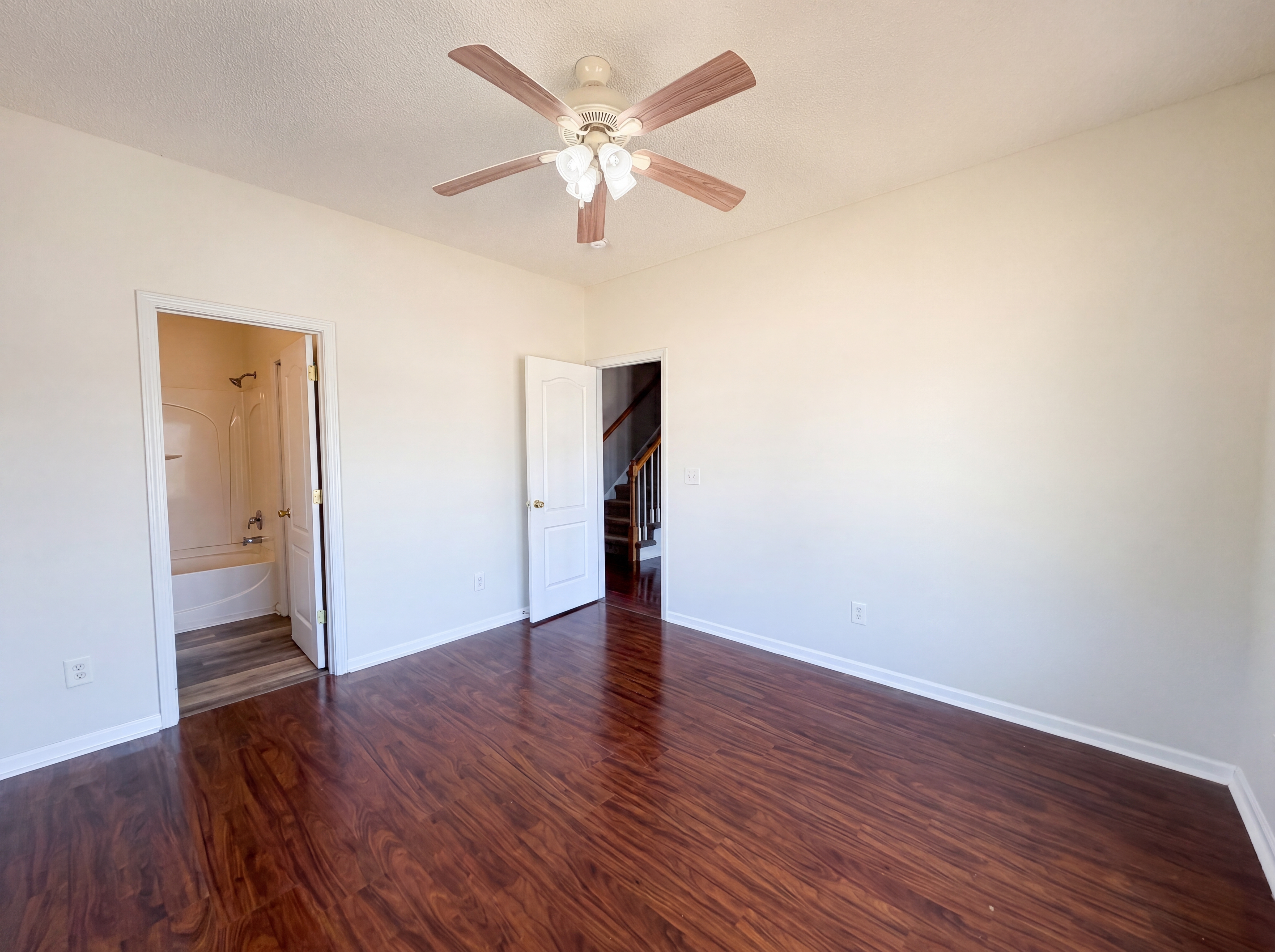 Photo 4 of 20 of 212 Congaree River Dr, Summerville, SC