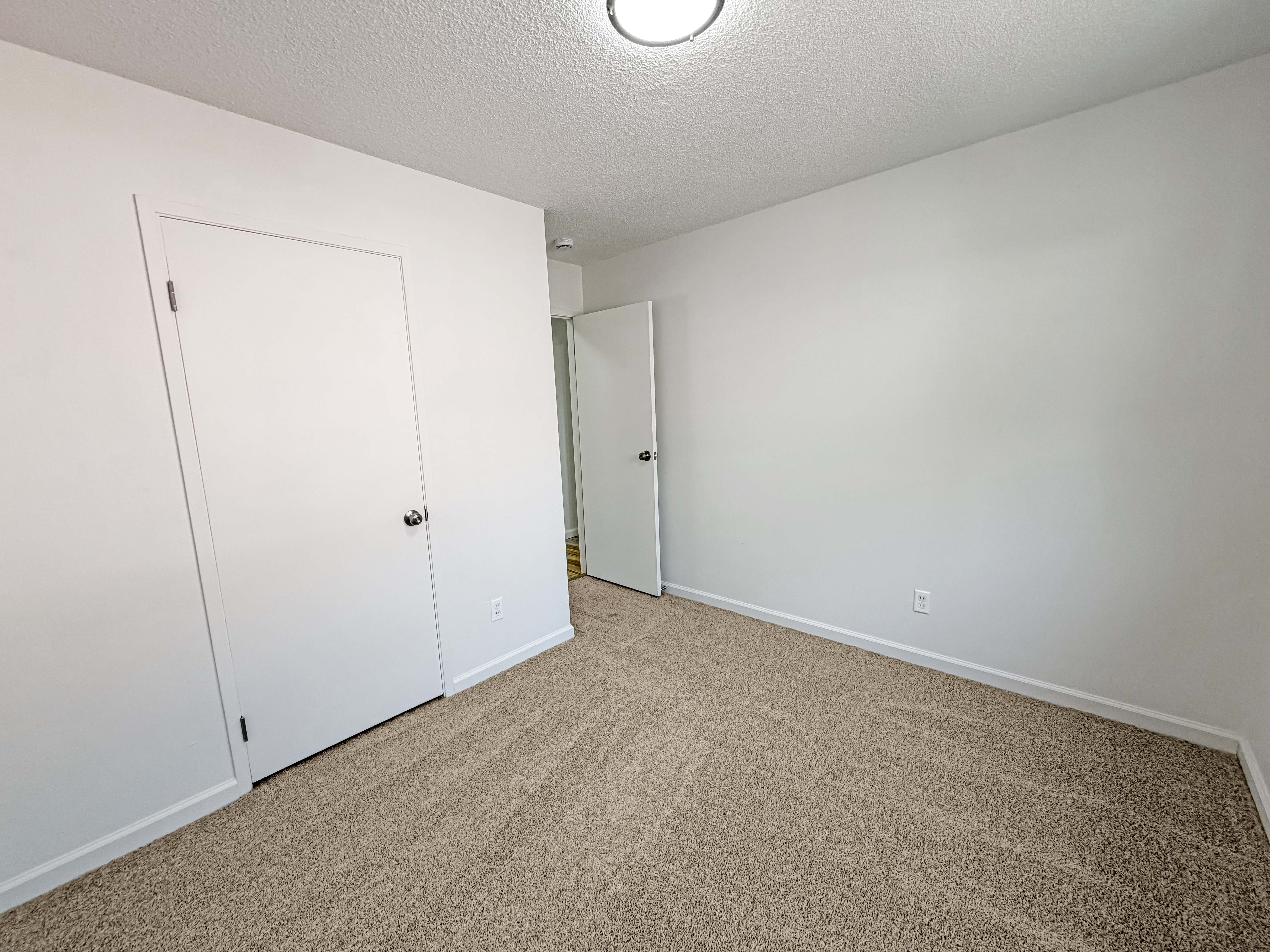 Photo 18 of 26 of 7827 Glen Tree Dr, Citrus Heights, CA