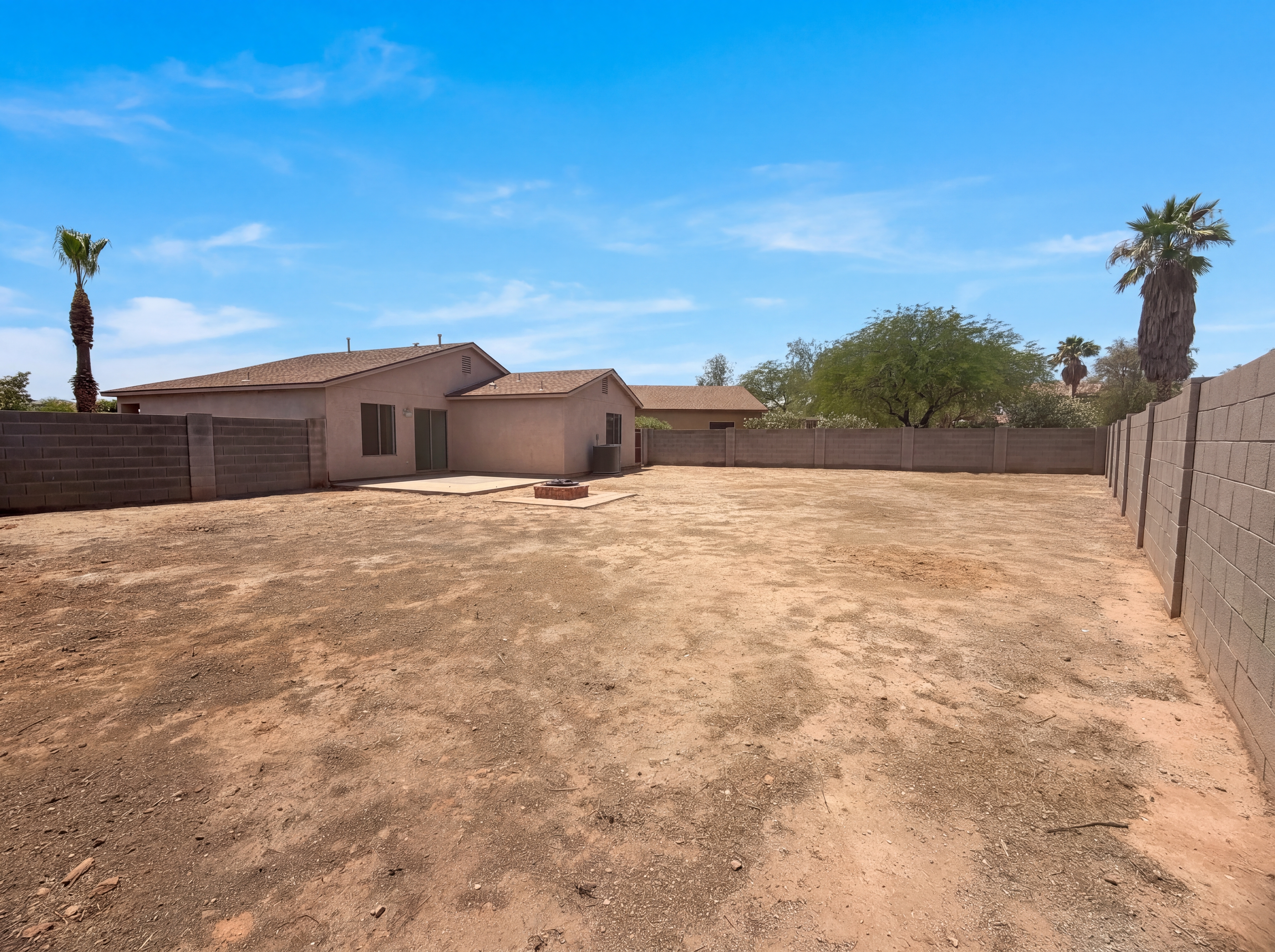 Photo 5 of 17 of 902 E Desert Moon Trl, San Tan Valley, AZ