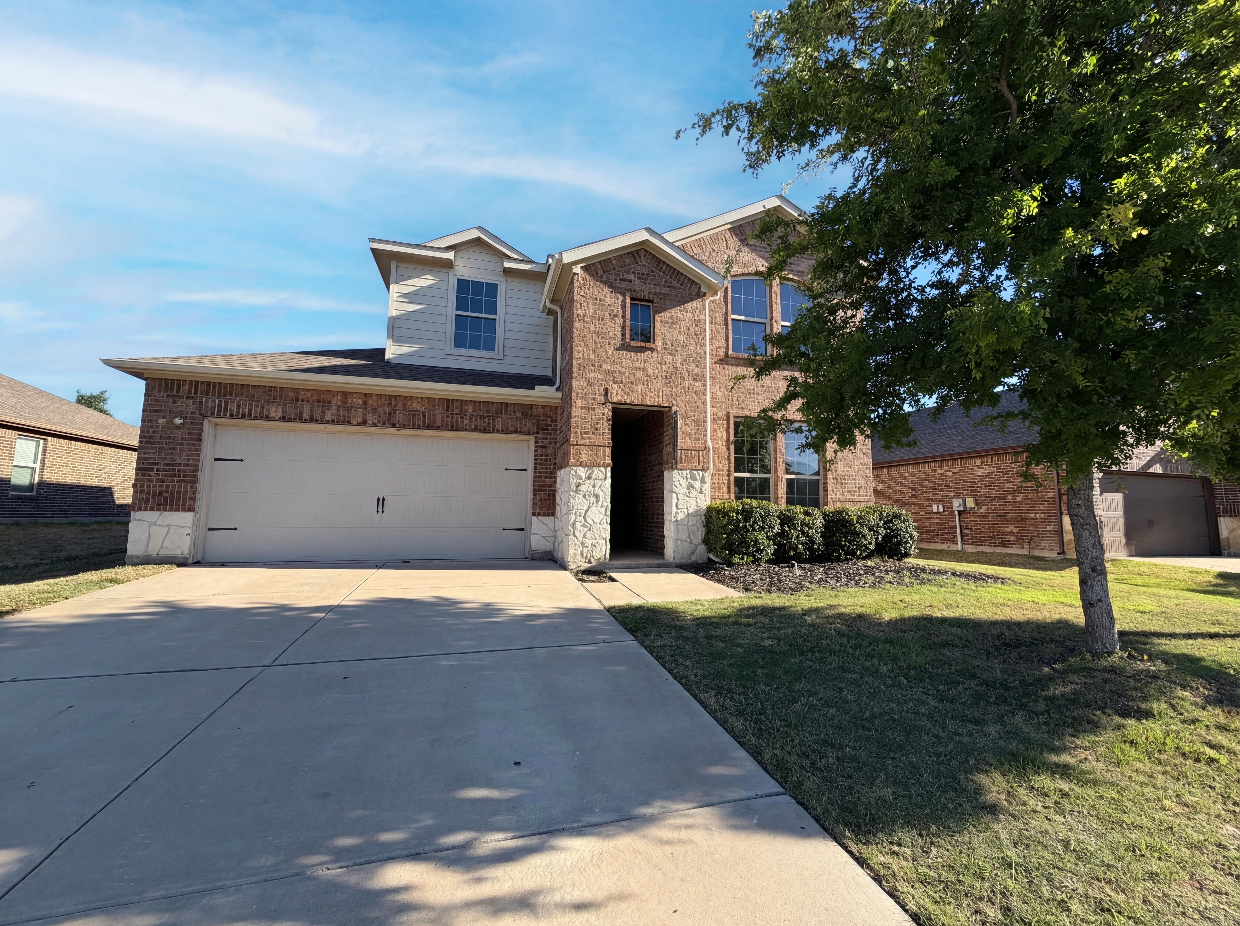 Photo 14 of 25 of 1012 Crepe Myrtle Ln, Anna, TX
