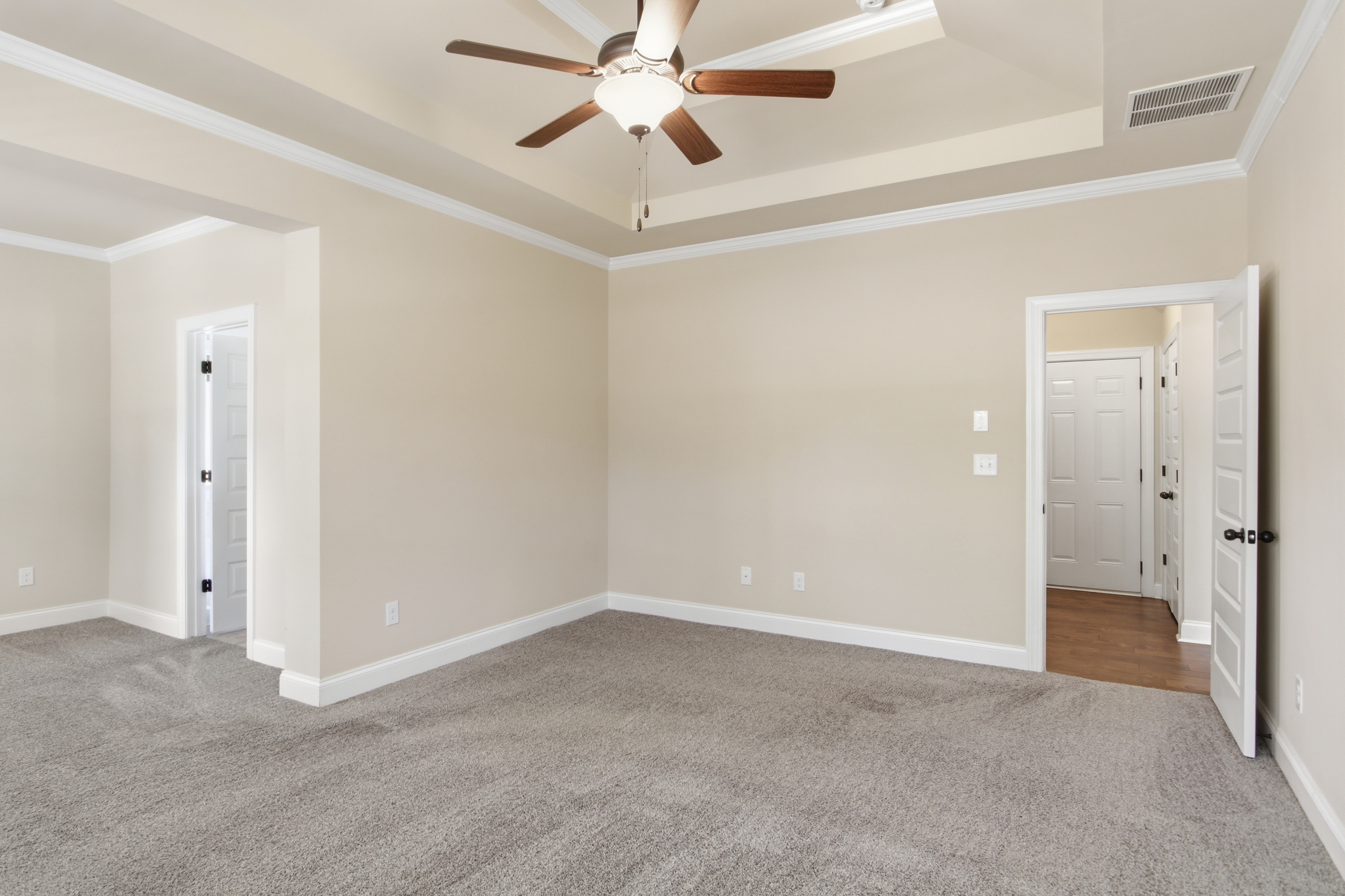 Photo 4 of 42 of 30 Timber Dr, Forsyth, GA