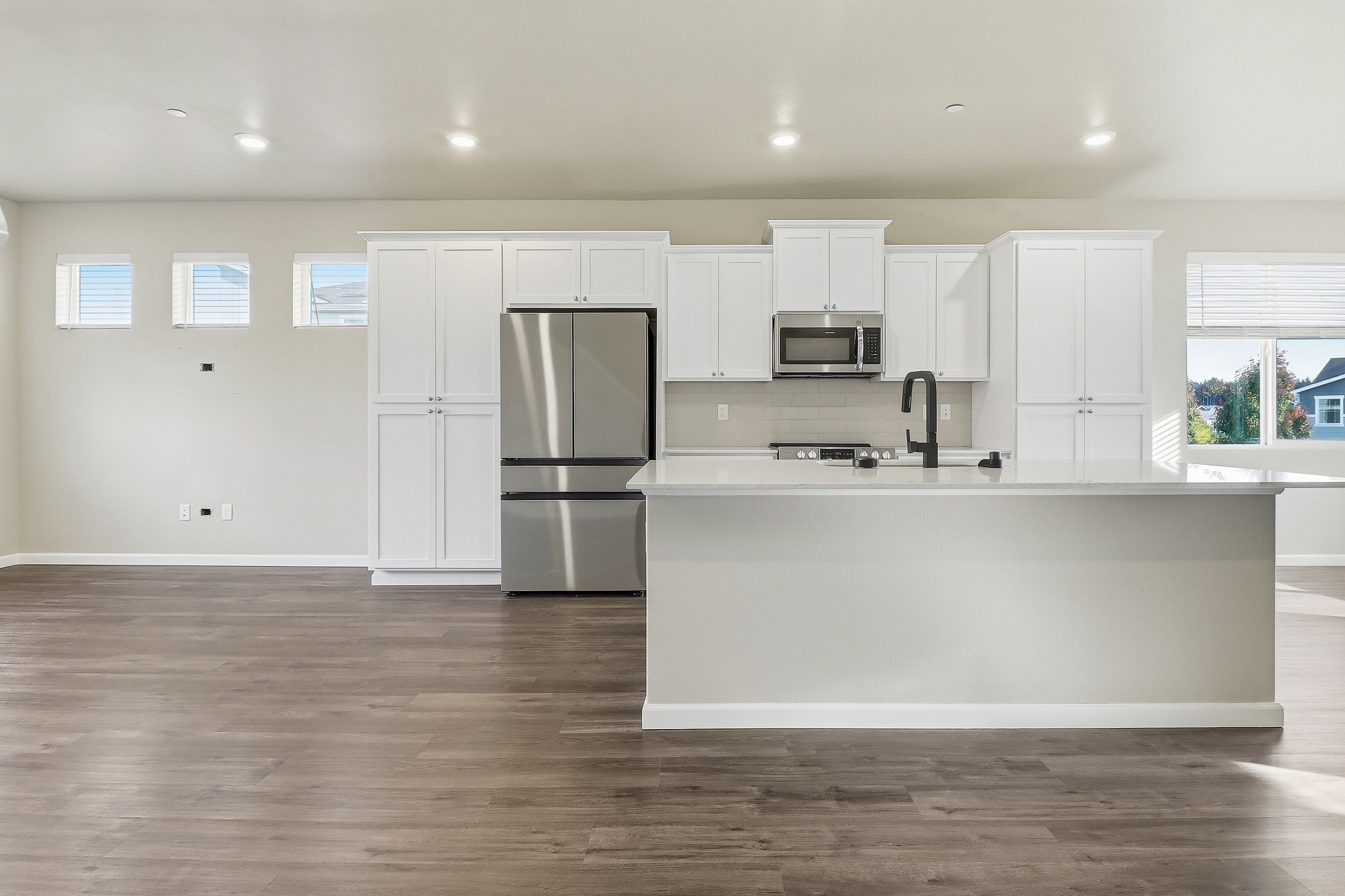 Photo 6 of 36 of 22998 SE Cherry St, Black Diamond, WA