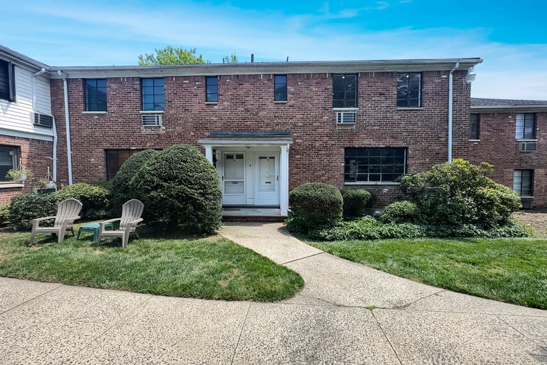Property photo 1 of 5 Troy Dr # B