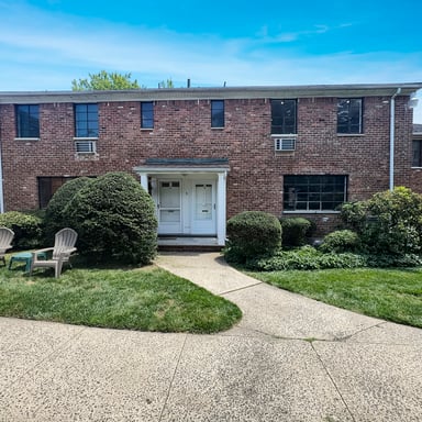 Property photo 1 of 5 Troy Dr # B