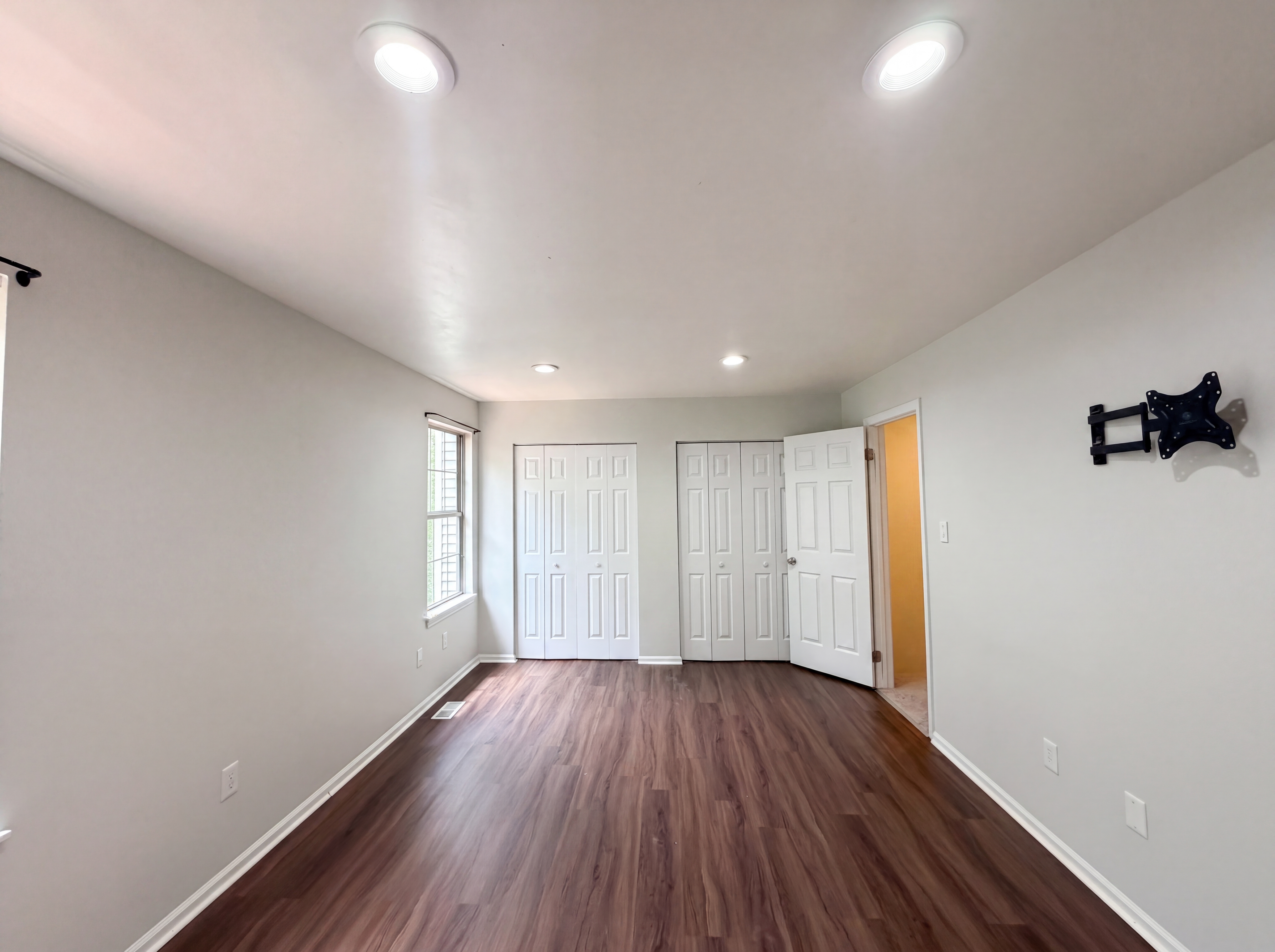 Photo 23 of 53 of 8641 Centerton Ln, Manassas, VA