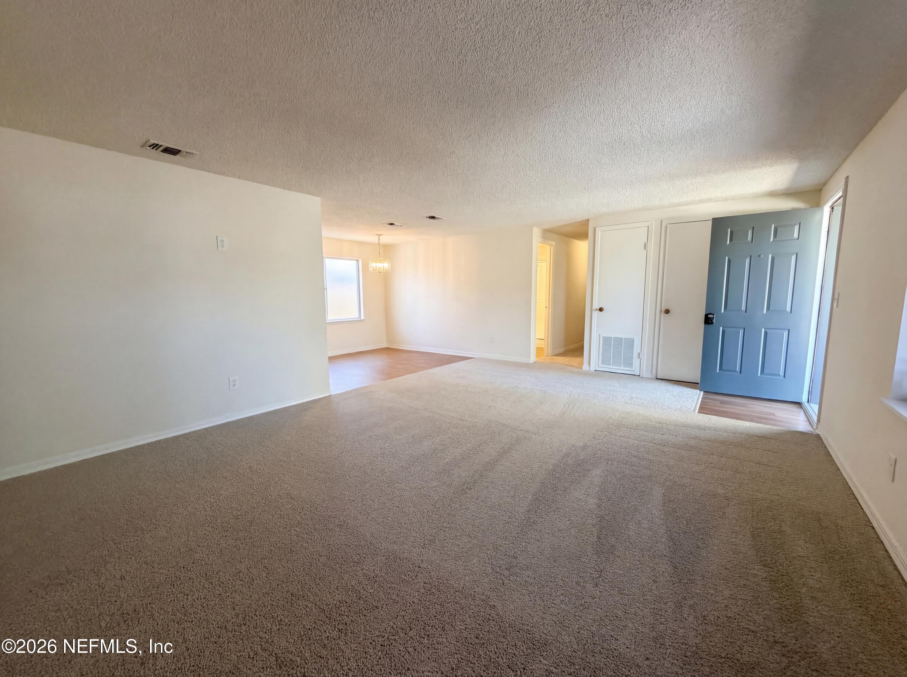 Photo 6 of 20 of 4240 Key Vega Ct, Jacksonville, FL