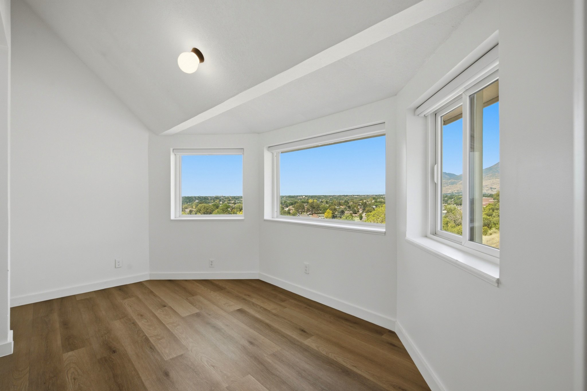 Photo 33 of 81 of 3077 North Bannock Dr, Provo, UT