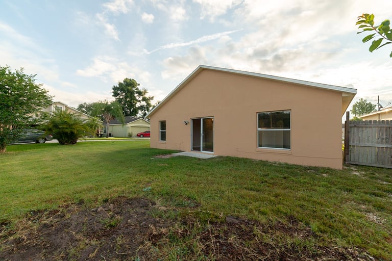 Photo 18 of 18 - 106 London Fog Way, Sanford, FL 32771