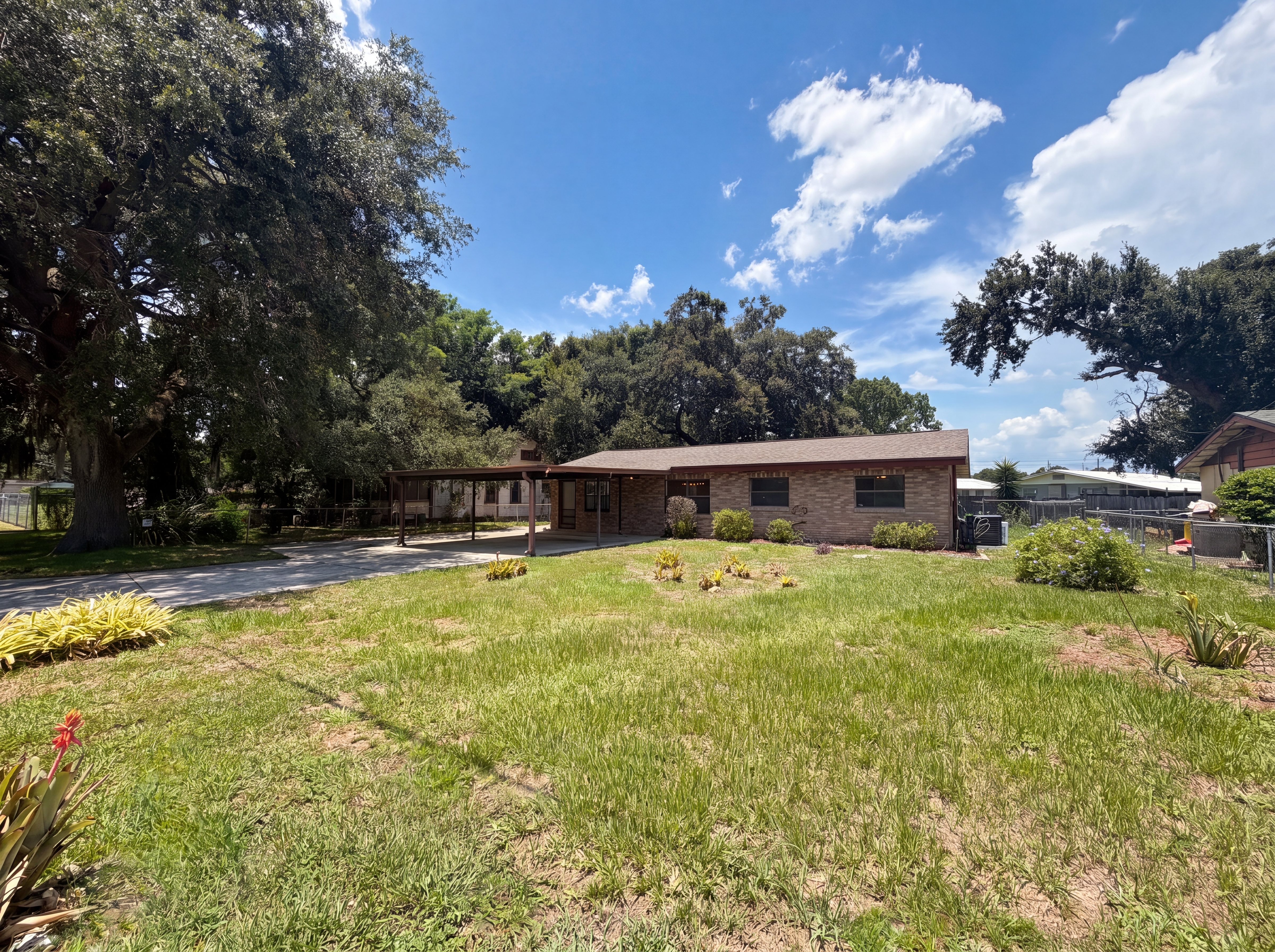 Photo 14 of 17 of 3129 Avenue W NW, Winter Haven, FL