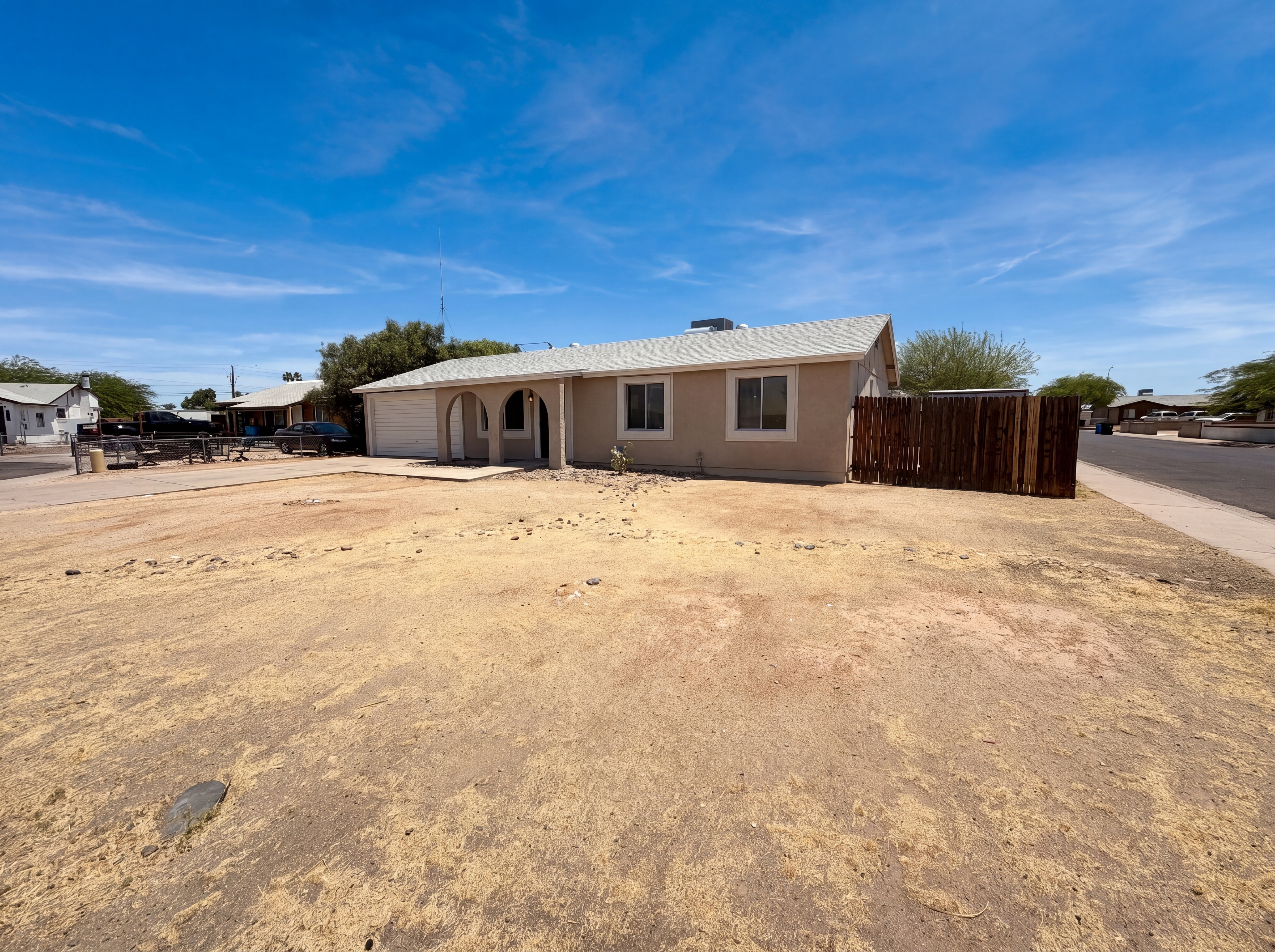 Photo 17 of 19 of 2831 N 70th Dr, Phoenix, AZ
