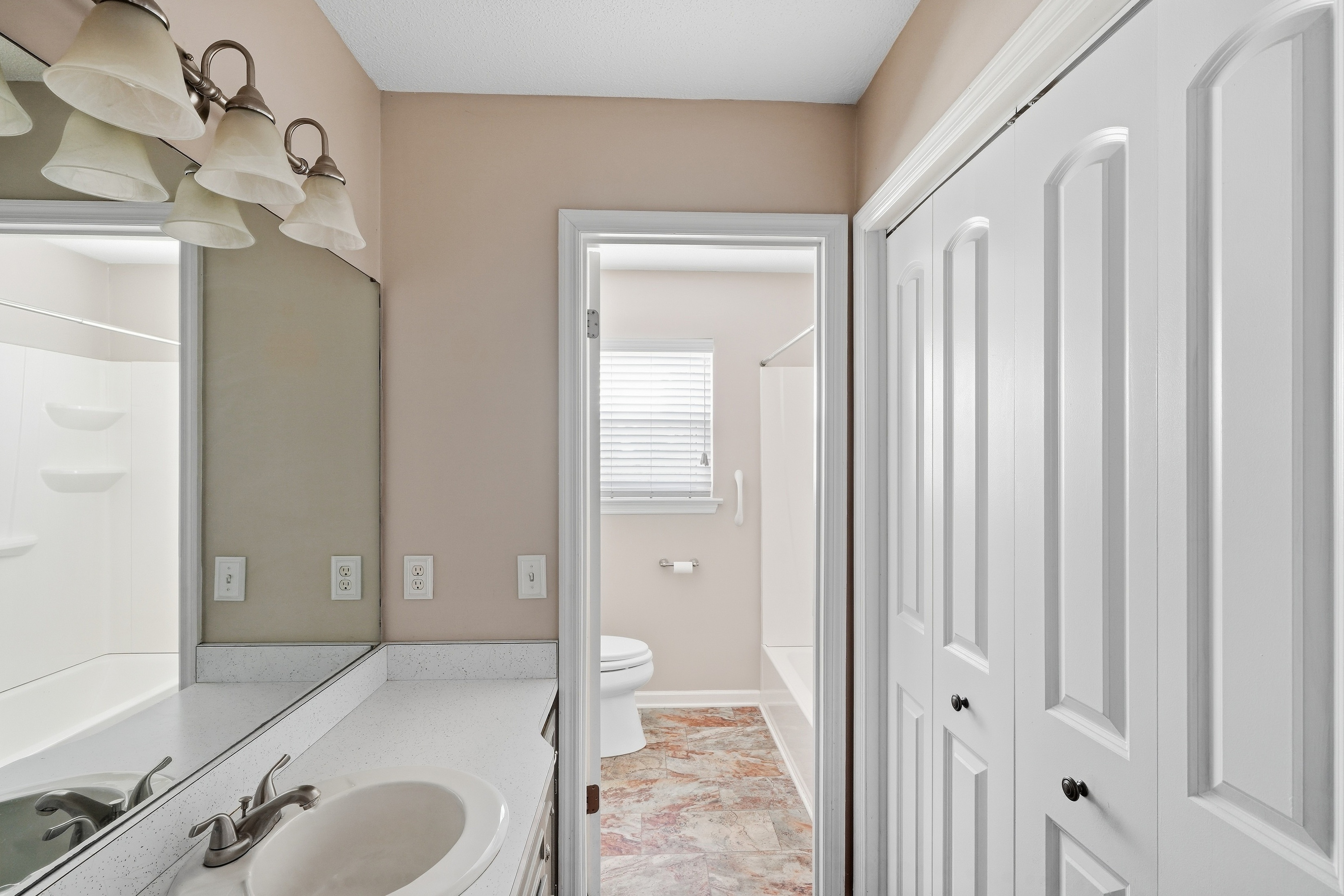 Photo 23 of 32 of 8269 Clipper Dr, Chattanooga, TN
