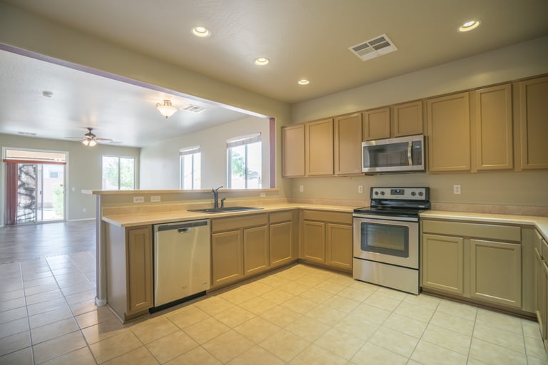 Photo 8 of 30 - 7106 S 68th Gln, Laveen, AZ 85339