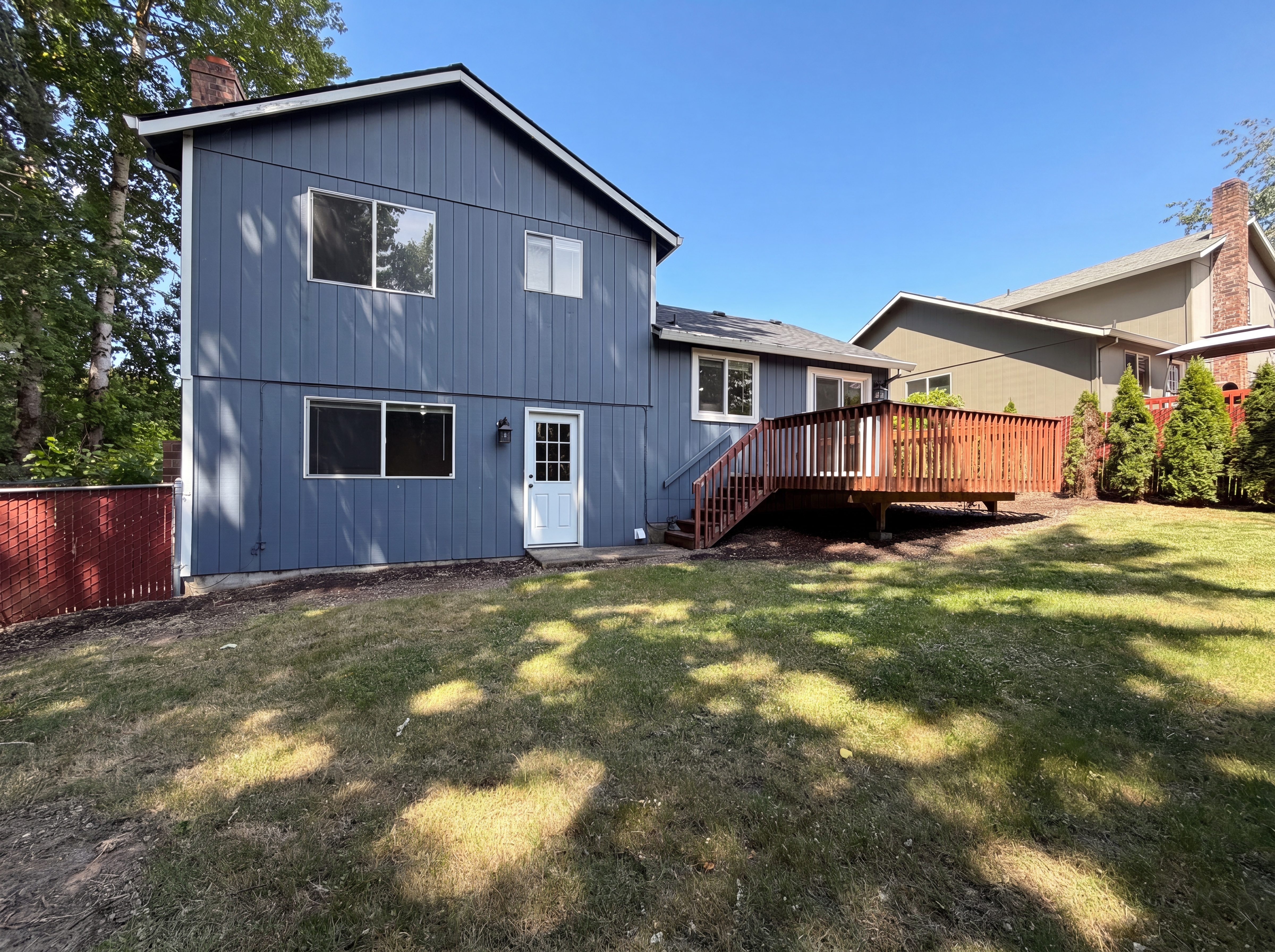 Photo 5 of 18 of 20860 SW Parker Ct, Beaverton, OR