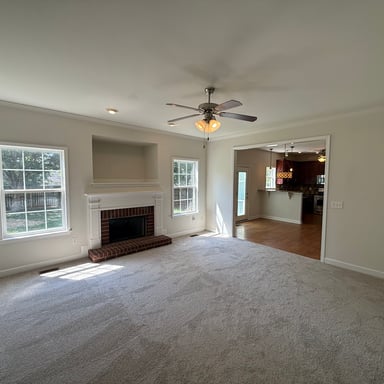 Property photo 3 of 3017 Farmville Cir