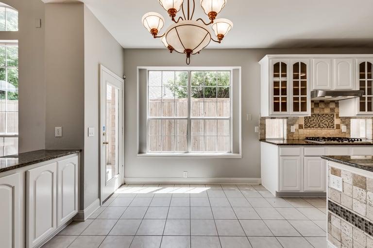 Photo 5 of 24 - 11250 Las Polamas Dr, Frisco, TX 75033