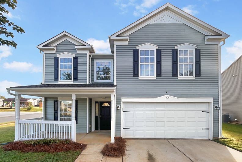 Property photo 1 of 152 Farm Springs Dr