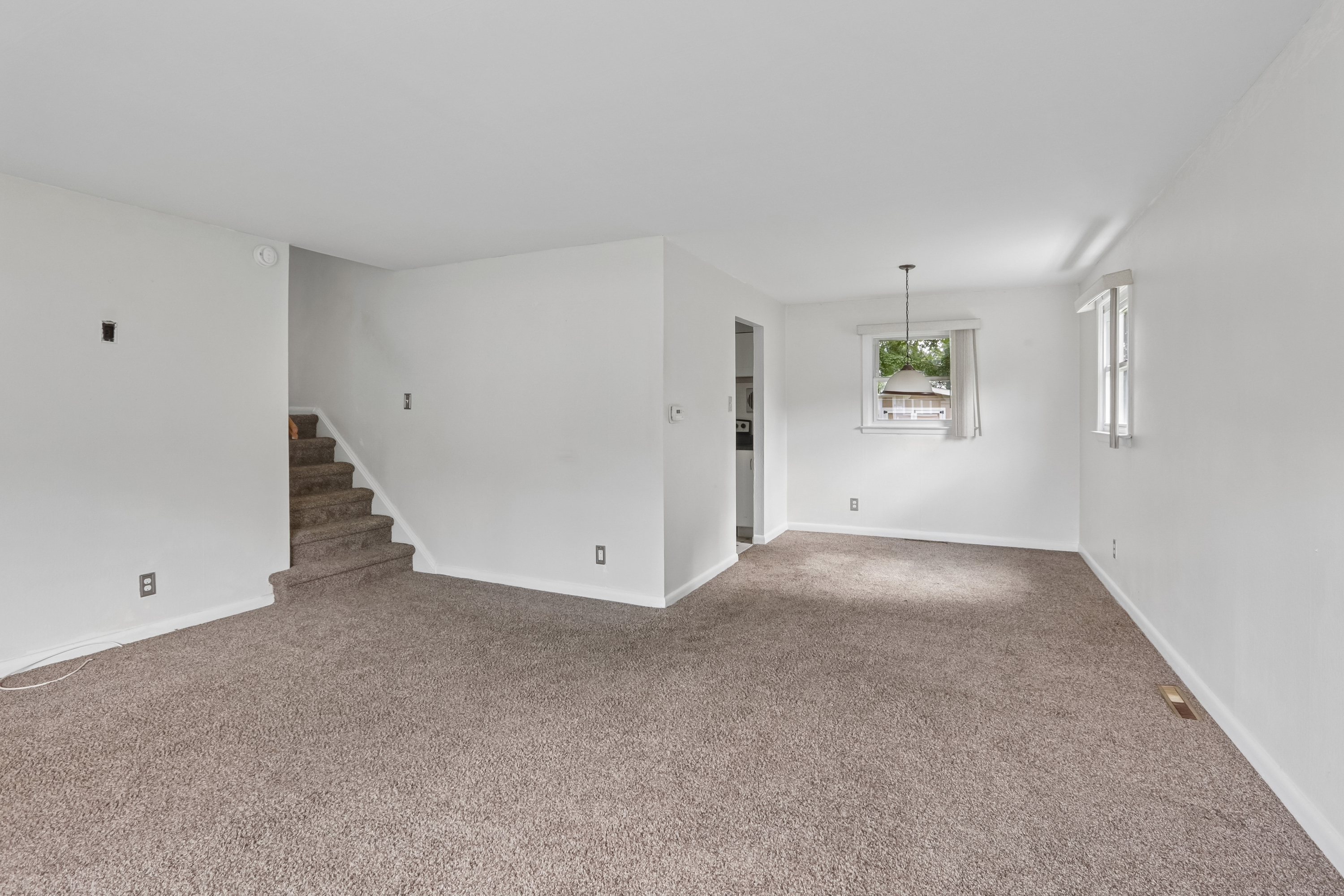 Photo 18 of 46 of 136 Cressmont Ave, Blackwood, NJ