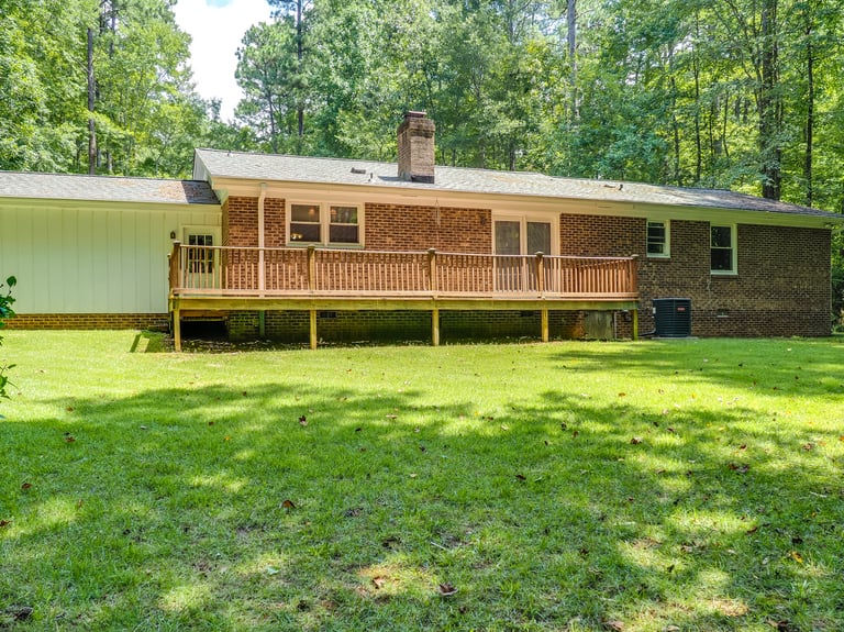 Photo 5 of 19 - 5113 Laurie Dr, Raleigh, NC 27606
