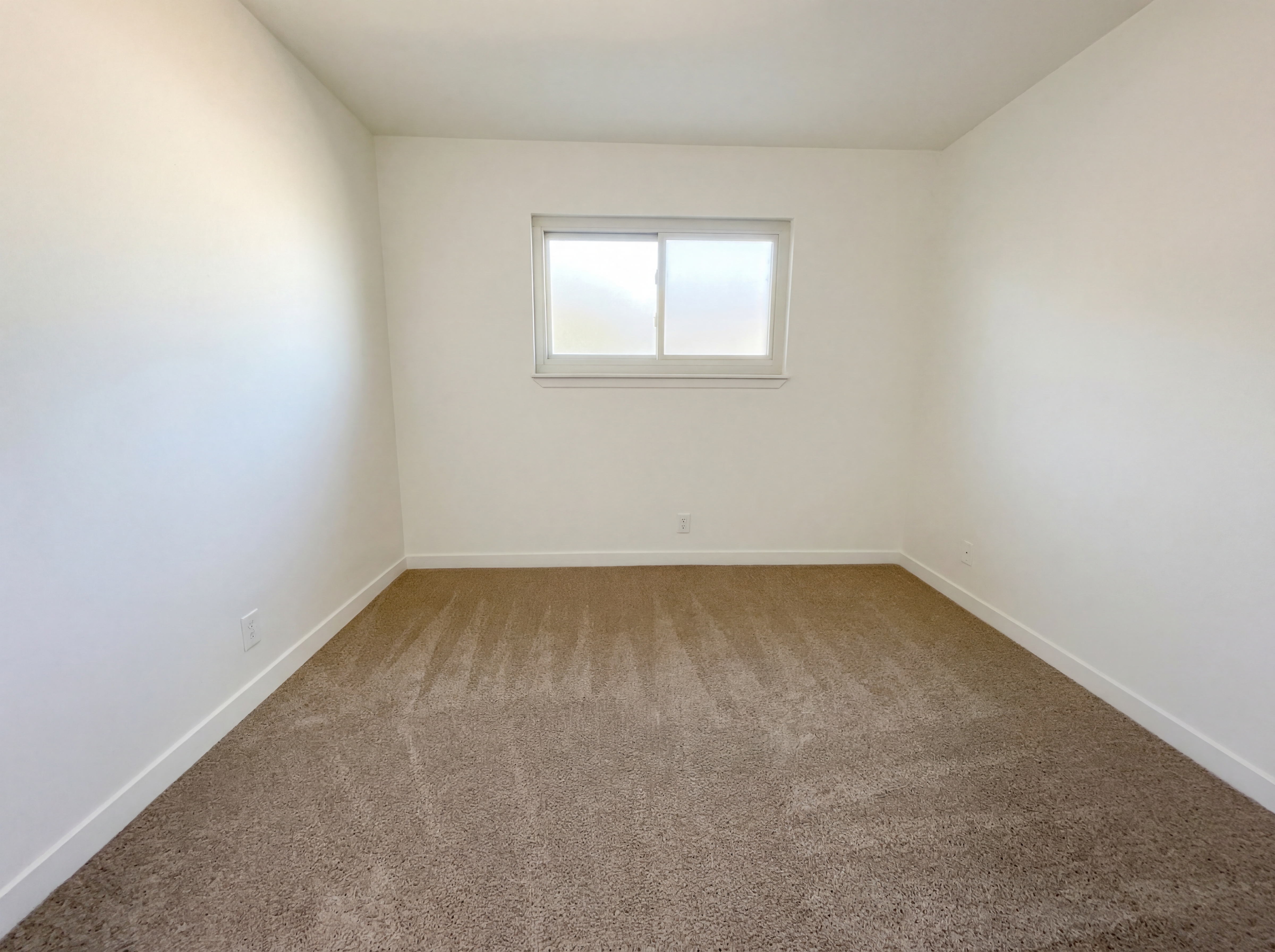 Photo 13 of 25 of 6478 Creston Ave, Las Vegas, NV