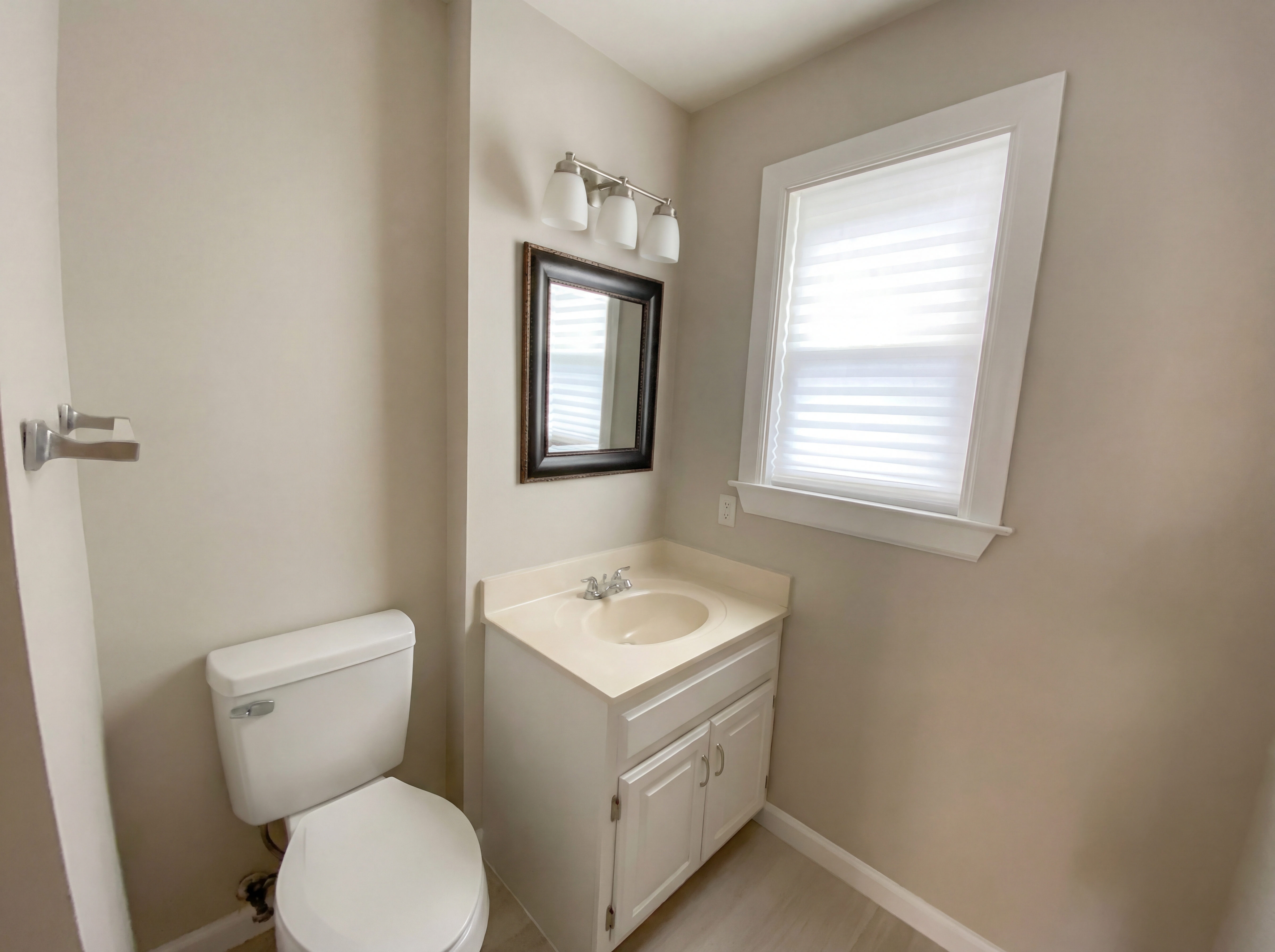 Photo 24 of 27 of 1221 Dalraida Rd, Montgomery, AL