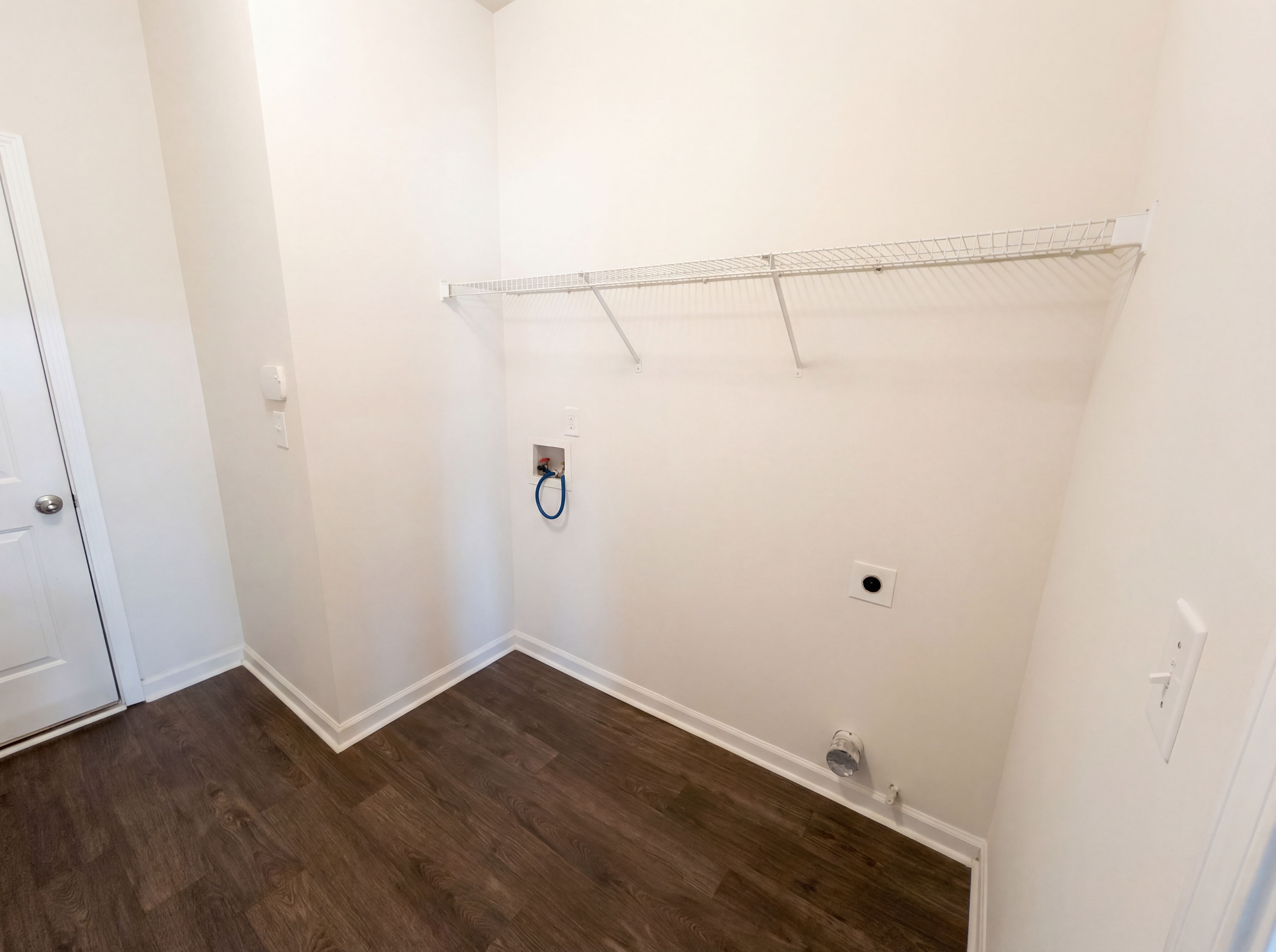Photo 8 of 22 of 1630 Tigris Ct, Atlanta, GA