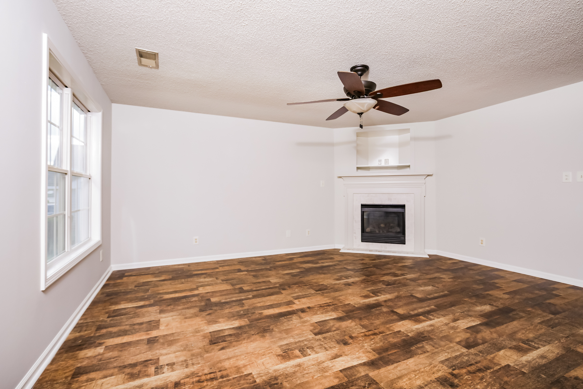 Photo 8 of 25 of 4765 Primrose Pl, Rocky Mount, NC