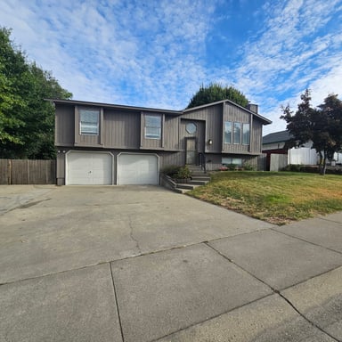 Property photo 1 of 611 Marcie Ct